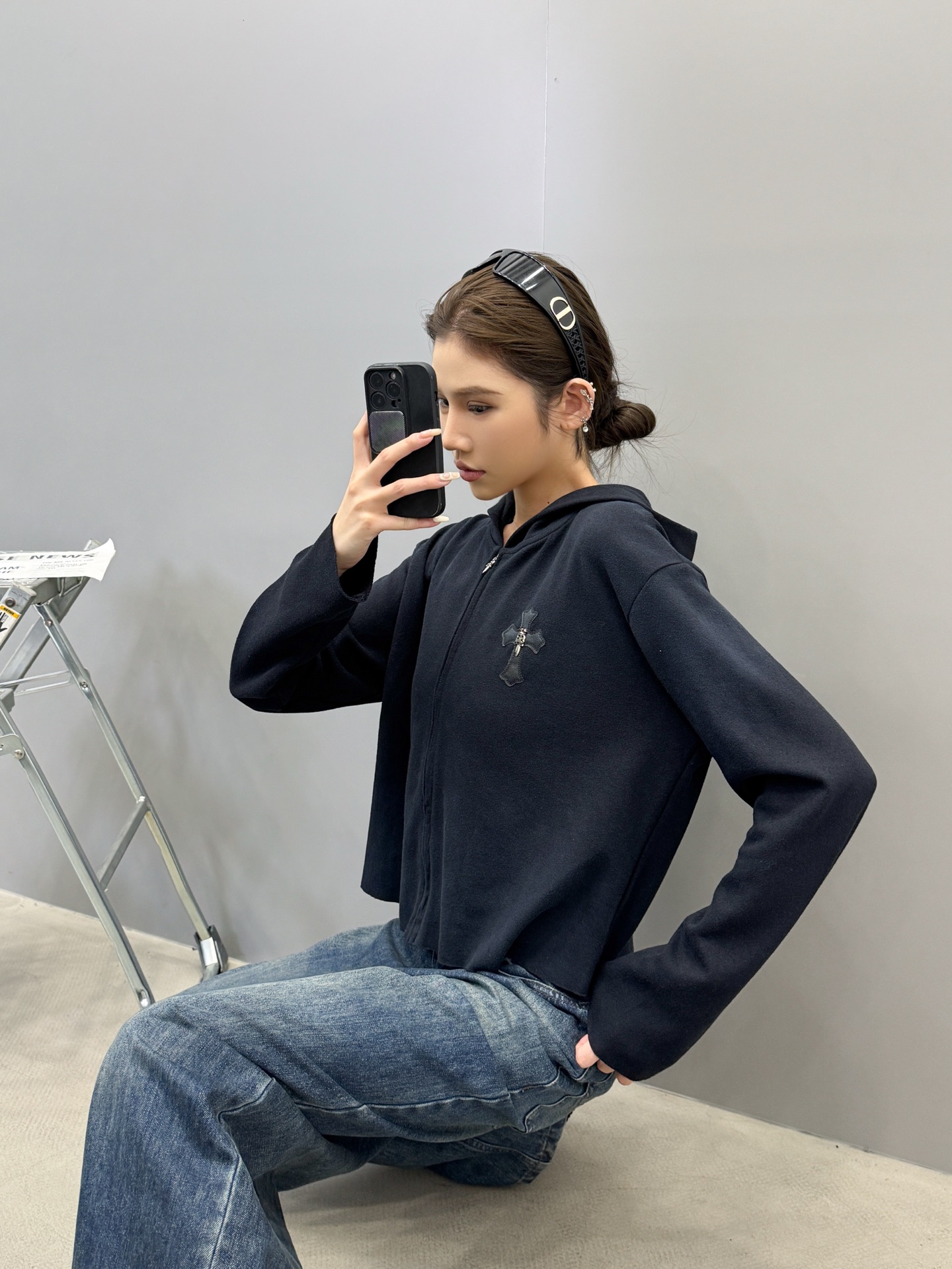 🆕克罗心 ｜ 新款开衫卫衣，成衣洗水喷色工艺加手工刺绣十字标，尺码sml