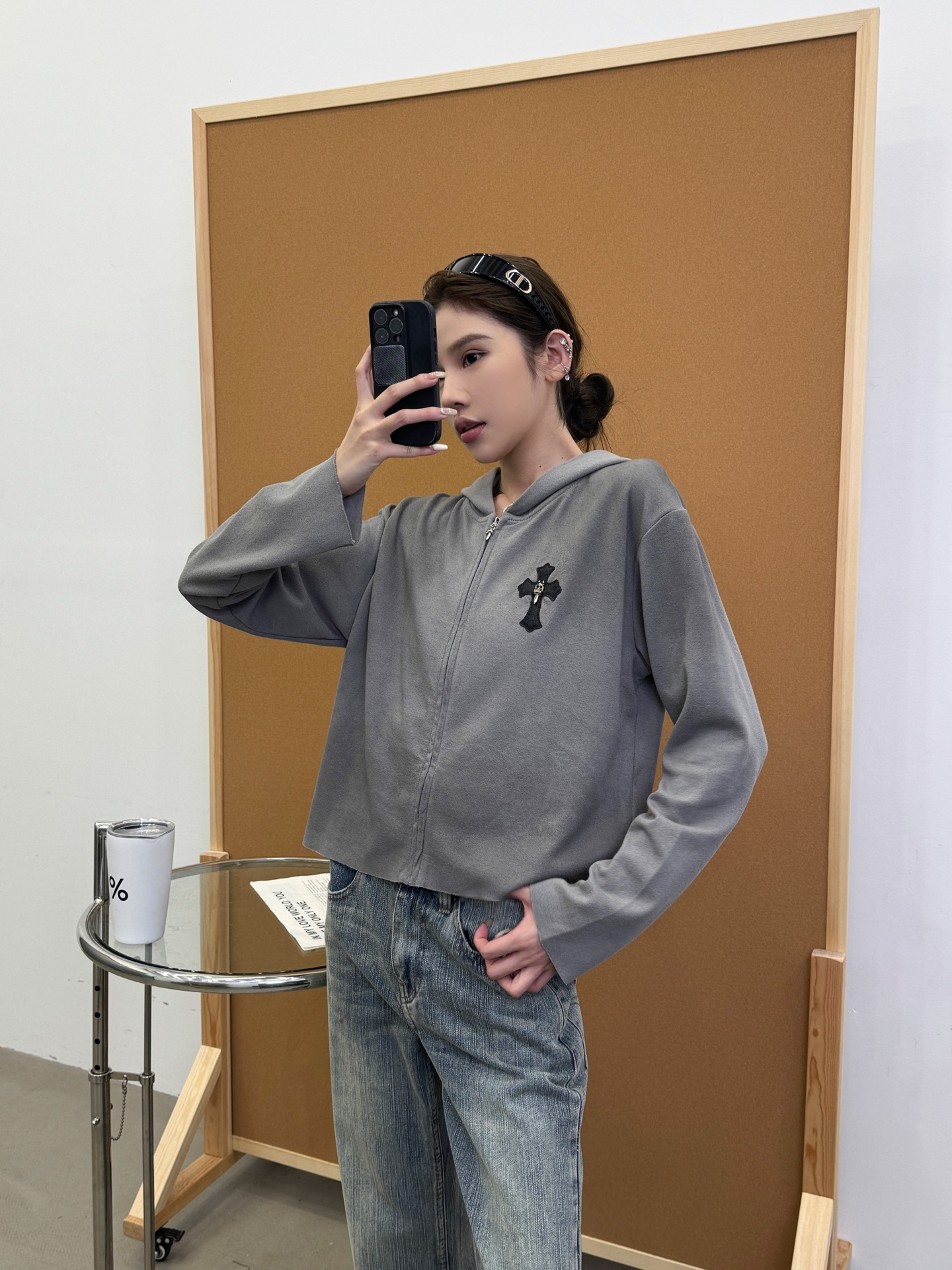 🆕克罗心 ｜ 新款开衫卫衣，成衣洗水喷色工艺加手工刺绣十字标，尺码sml