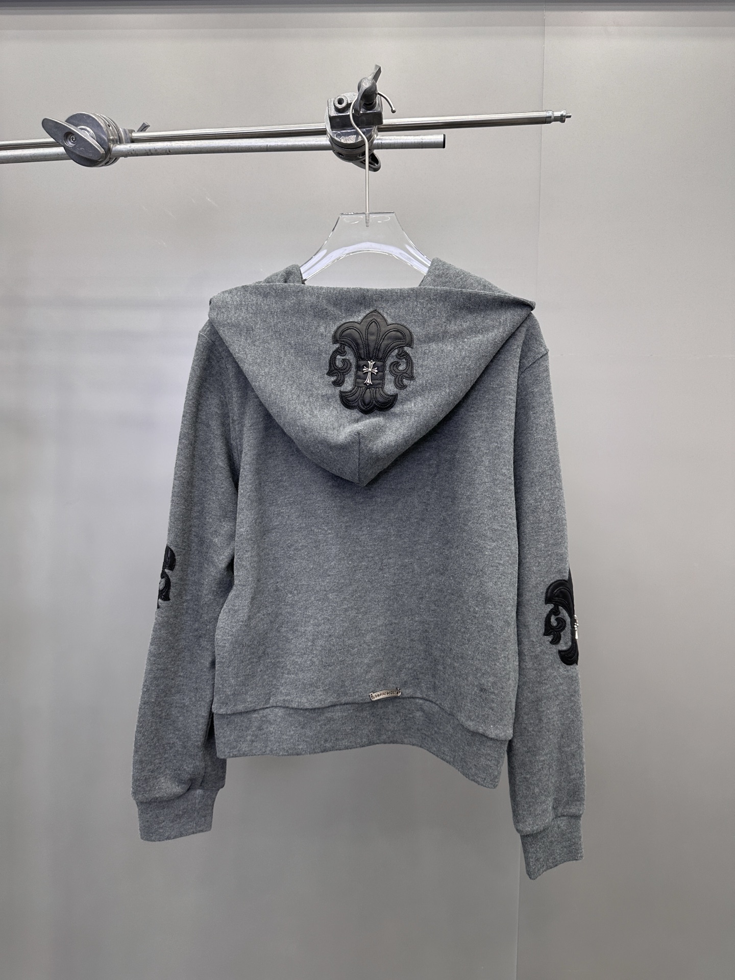 🆕克罗心 ｜ 新款卫衣开衫，成衣洗水工艺加多处双层手工贴皮刺绣，男女同款，尺码sml