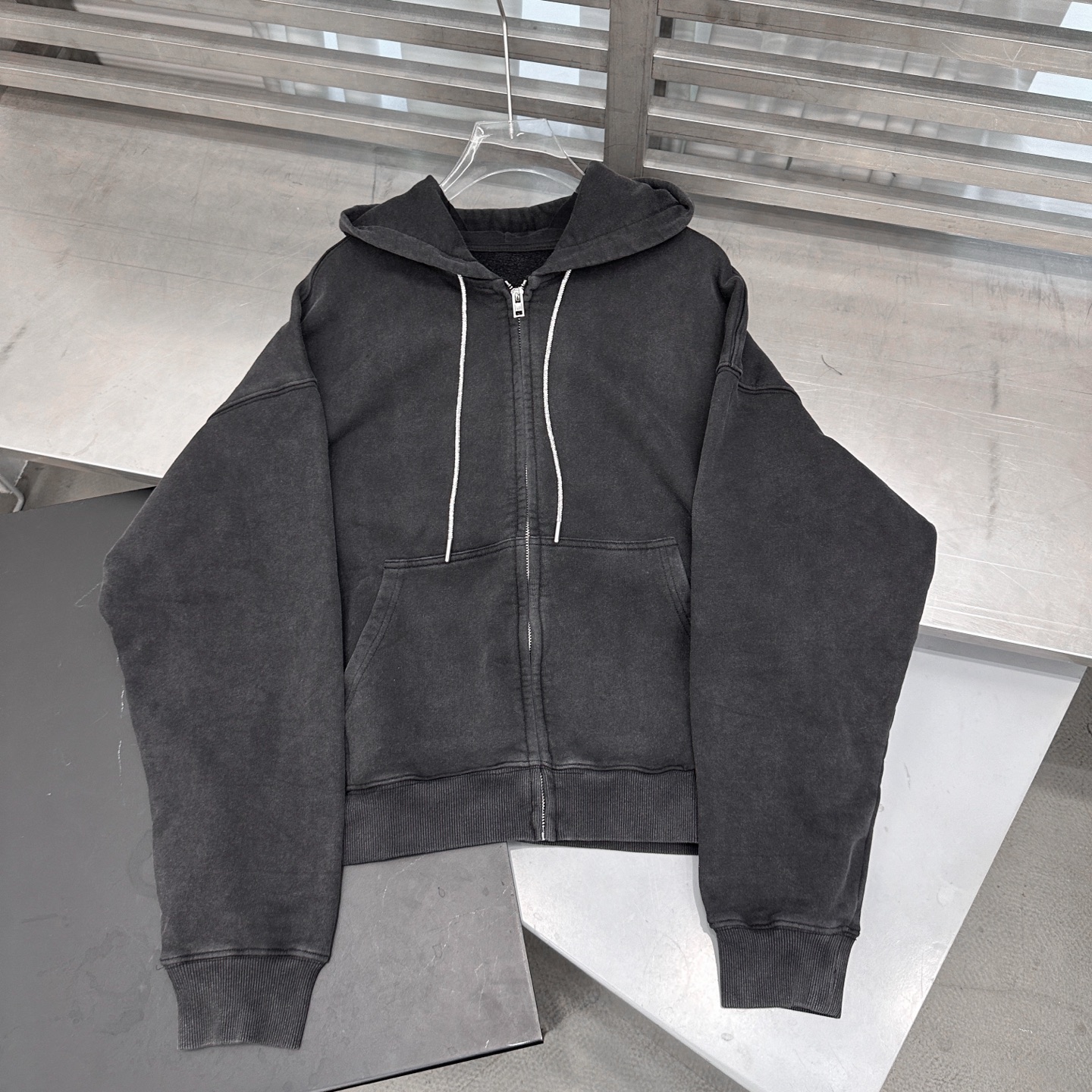 🆕大王 ｜ 新款卫衣开衫，成衣洗水炒色工艺加全钻抽绳，休闲时尚，尺码sml