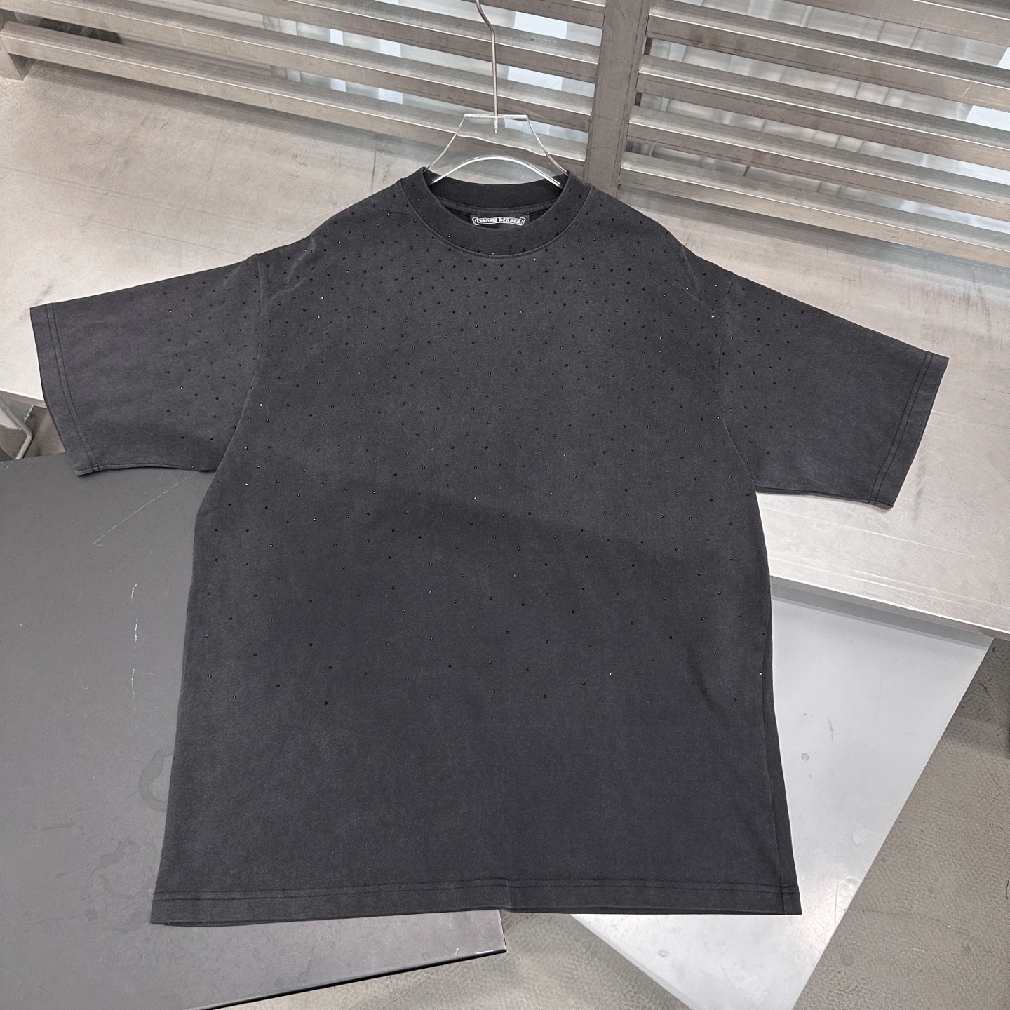 🆕克罗心 ｜ 新款短袖t，成衣洗水炒色烫钻工艺，男女同款，尺码sml