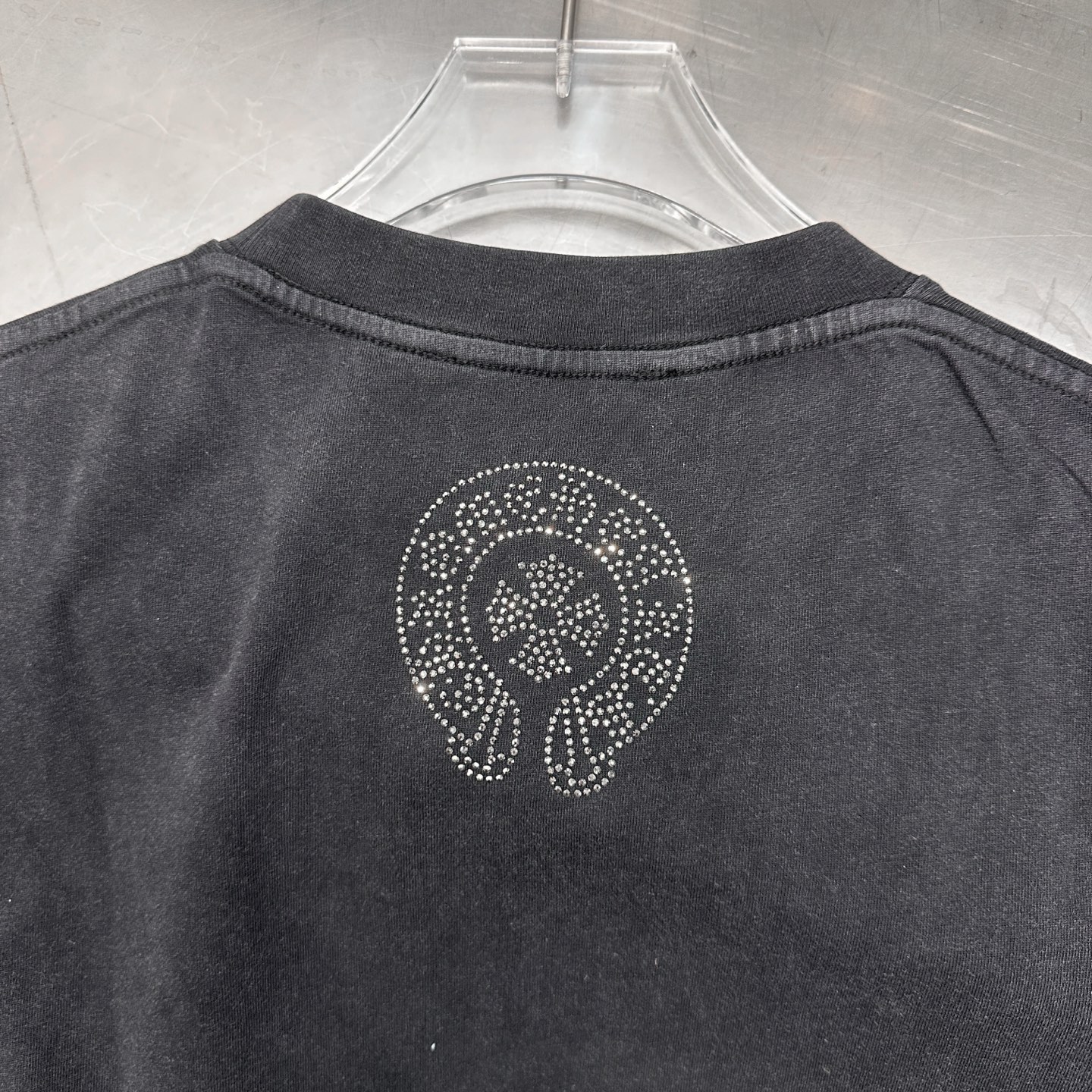 🆕克罗心 ｜ 新款短袖t，成衣洗水炒色烫钻工艺，男女同款，尺码sml