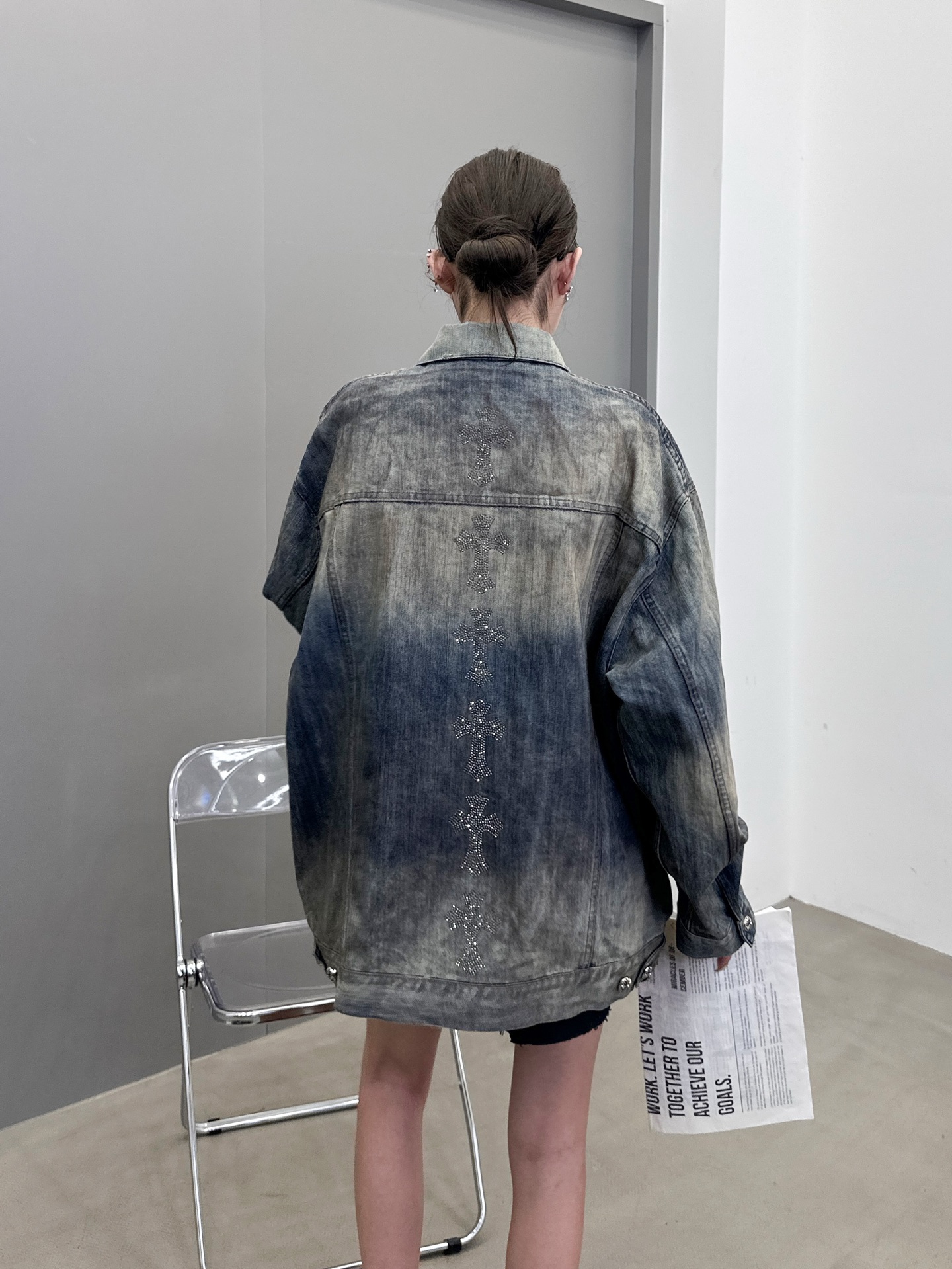 🆕克罗心 ｜ 新款牛仔上衣，成衣洗水泥浆工艺加成衣烫钻，男女同款，尺码sml