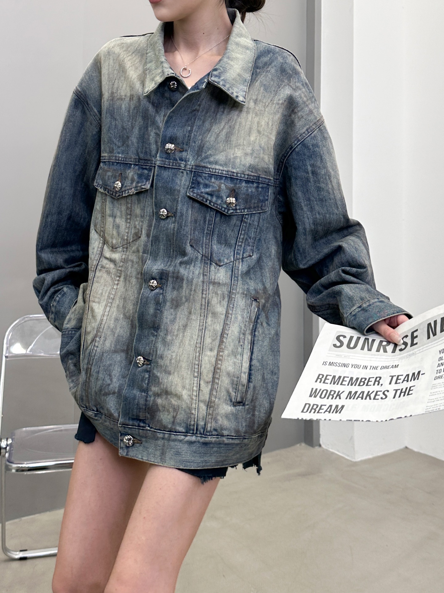 🆕克罗心 ｜ 新款牛仔上衣，成衣洗水泥浆工艺加成衣烫钻，男女同款，尺码sml