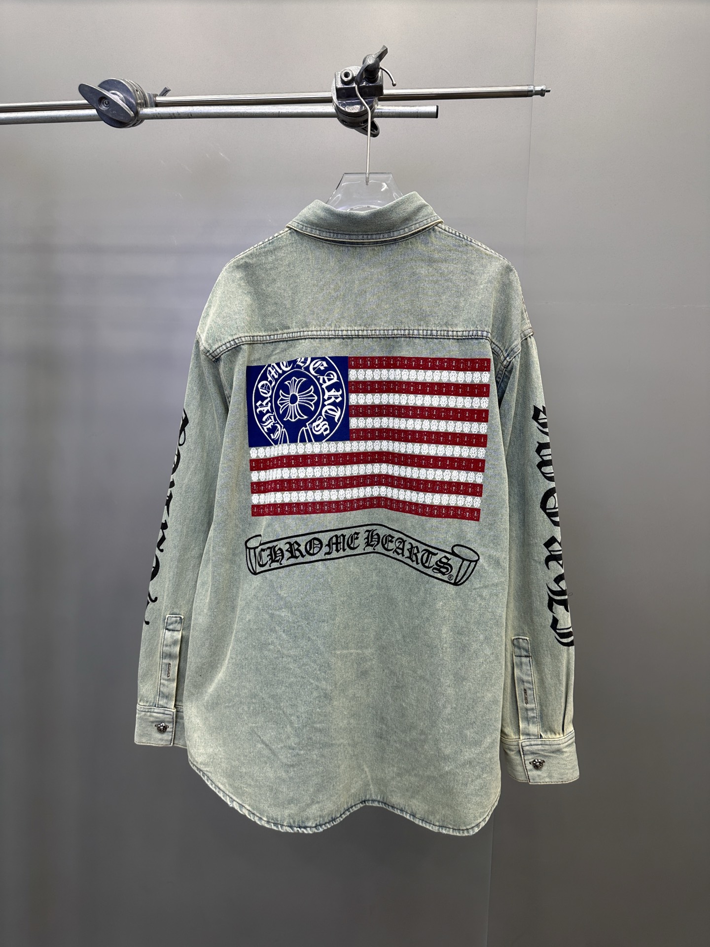 🆕克罗心 ｜ 新款牛仔衬衣，成衣洗水炒色工艺加多处印花，男女同款，尺码sml