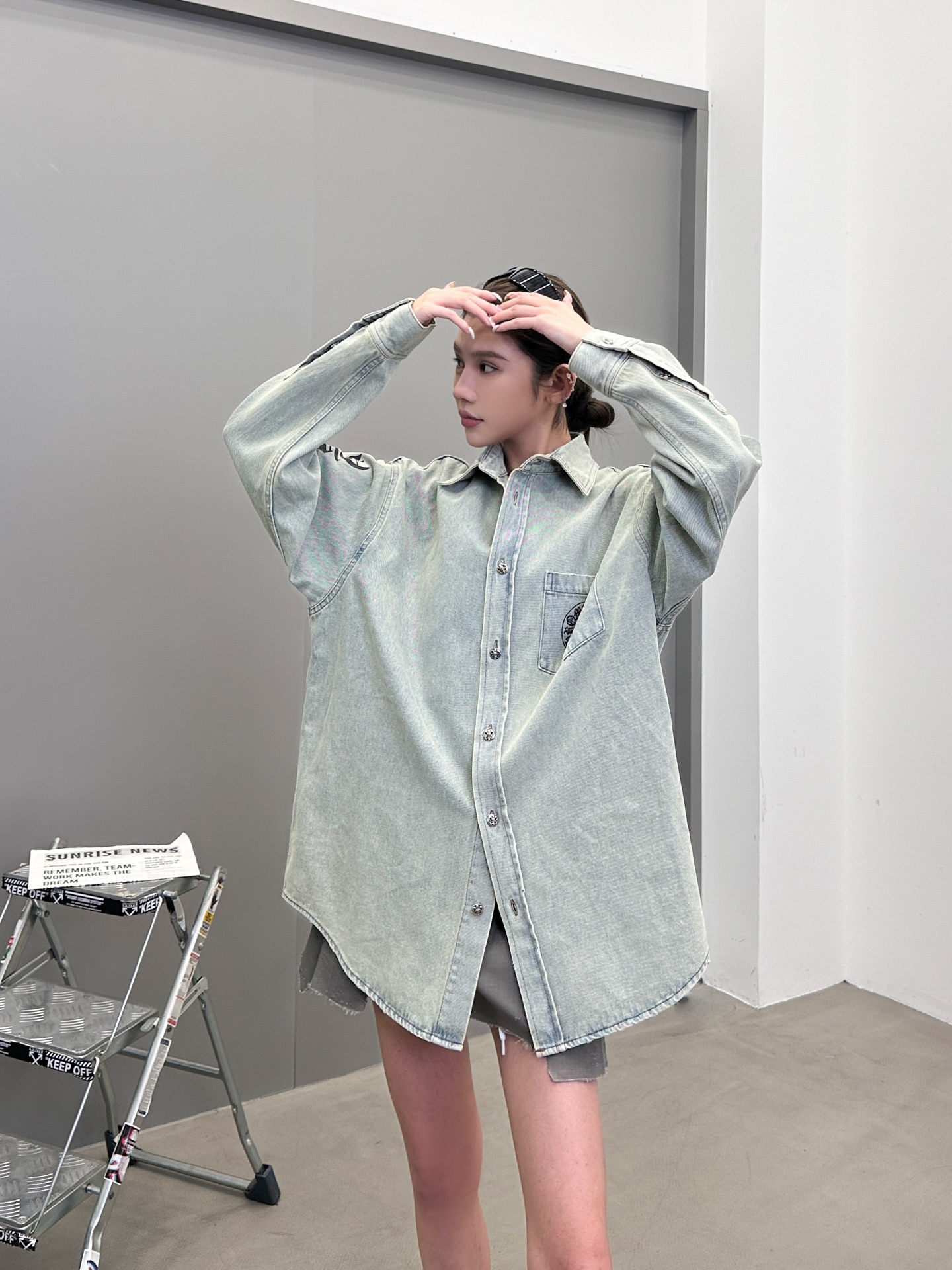 🆕克罗心 ｜ 新款牛仔衬衣，成衣洗水炒色工艺加多处印花，男女同款，尺码sml