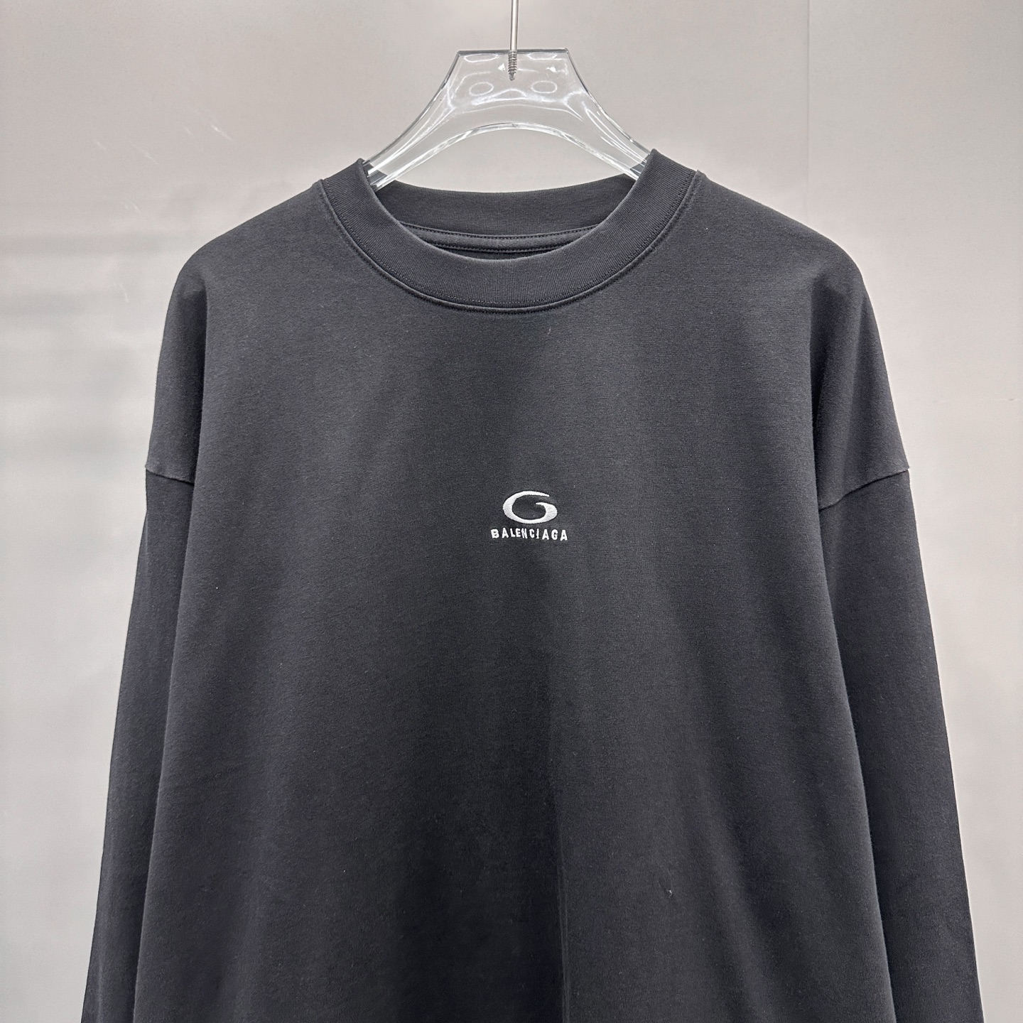 🆕巴黎 ｜ 新款长袖t，成衣洗水炒色工艺加经典刺绣标，男女同款，尺码sml