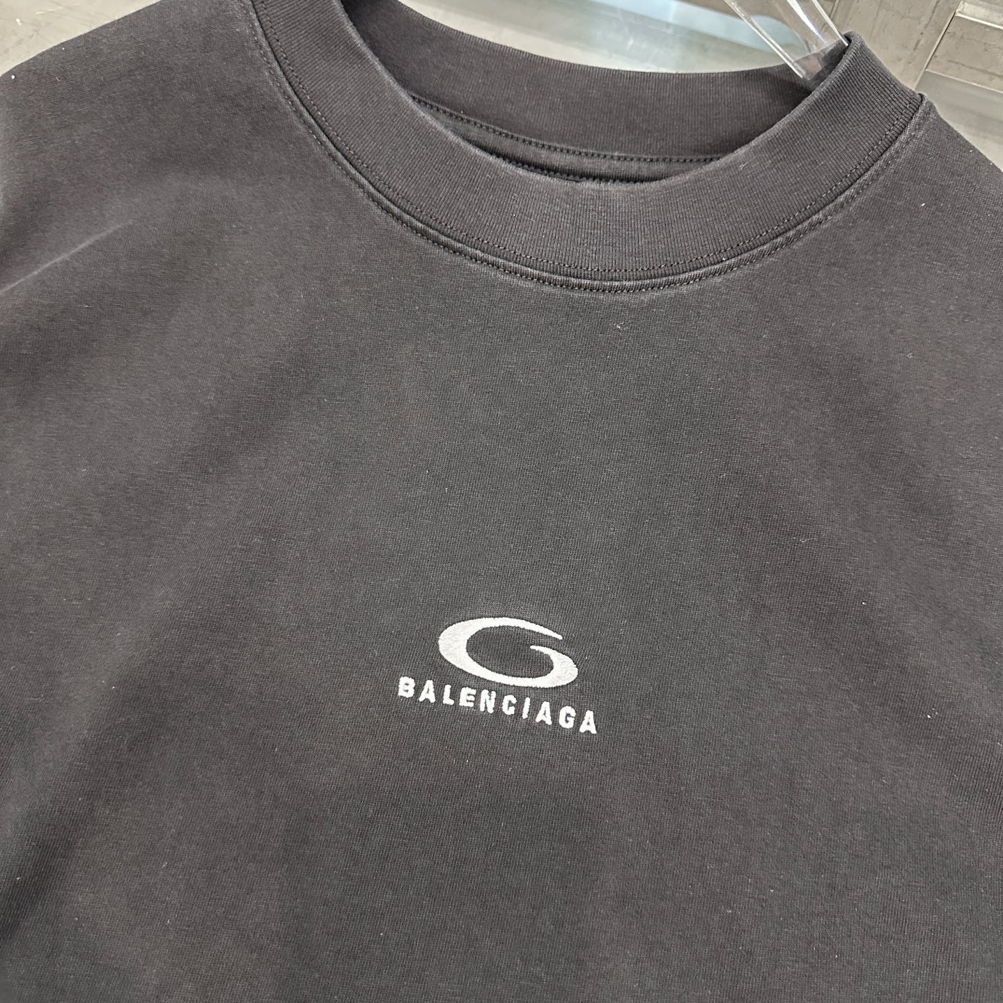 🆕巴黎 ｜ 新款长袖t，成衣洗水炒色工艺加经典刺绣标，男女同款，尺码sml