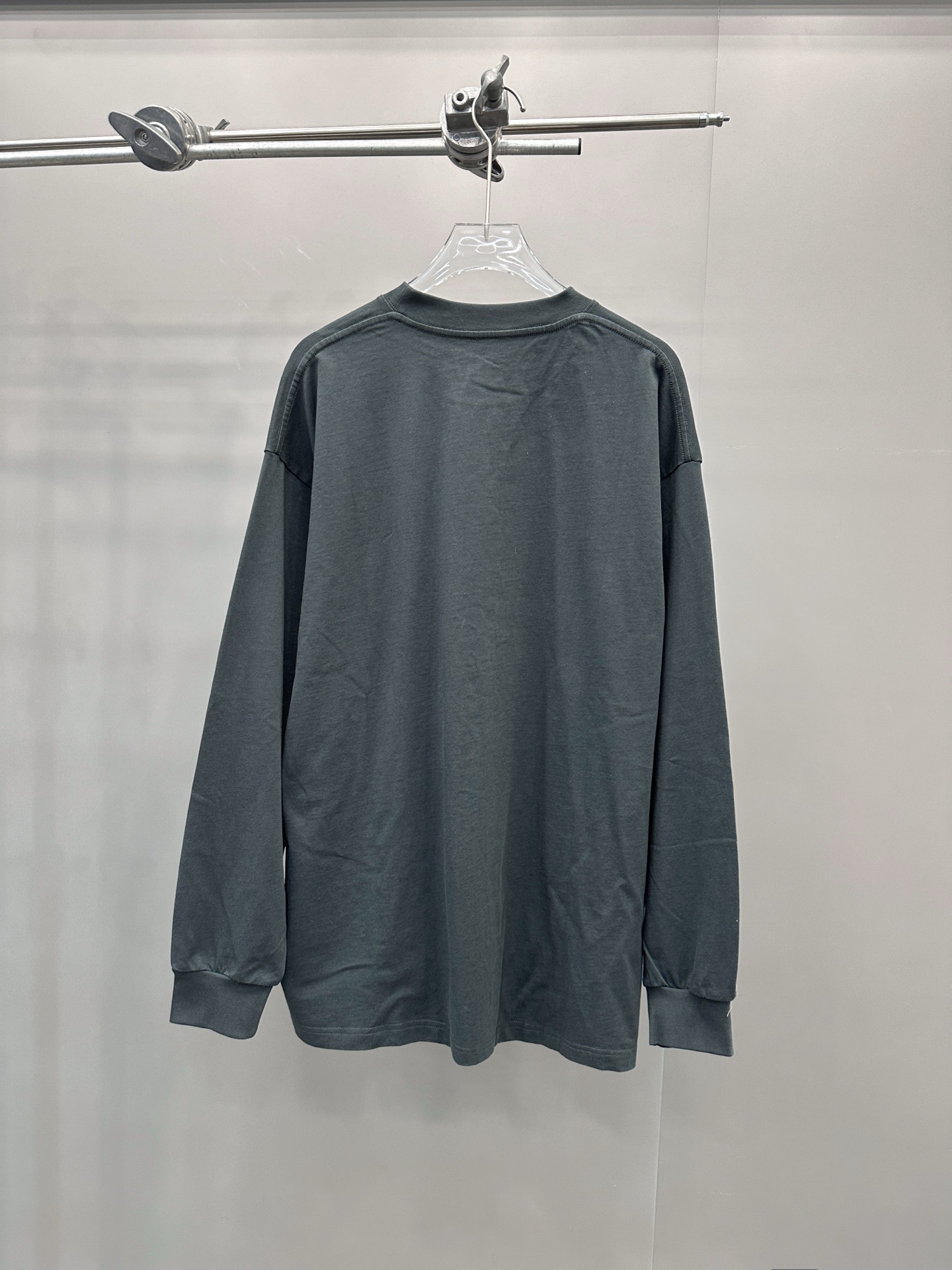 🆕巴黎 ｜ 新款长袖t，成衣洗水炒色工艺加经典刺绣标，男女同款，尺码sml