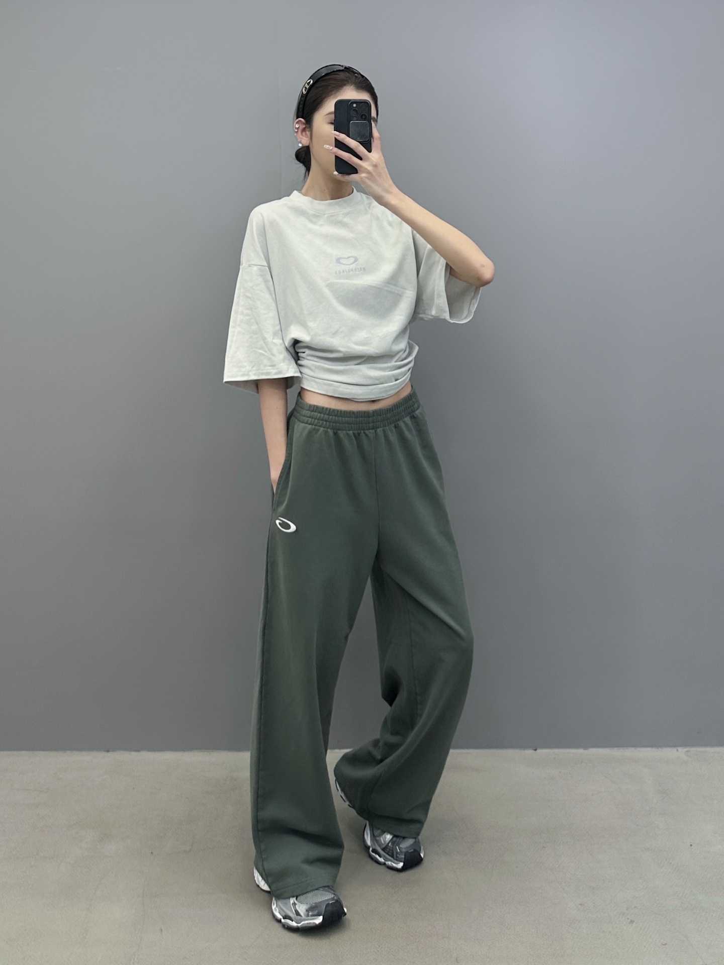 🆕巴黎 ｜ 新款卫裤，成衣洗水炒色工艺加经典刺绣标，男女同款，尺码sml