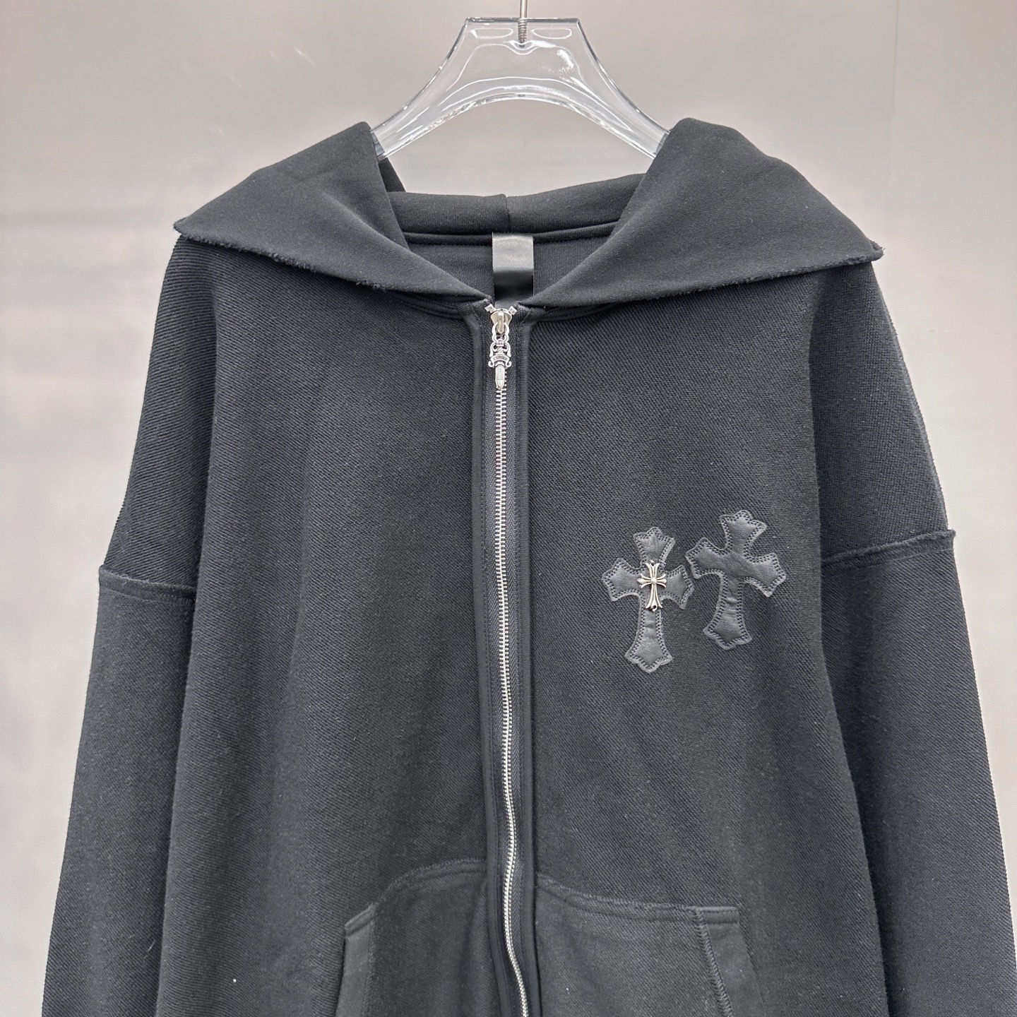 克罗心 ｜ 新款卫衣开衫，成衣洗水吊磨加前后刺绣工艺，手工车十字标，男女同款，尺码sml