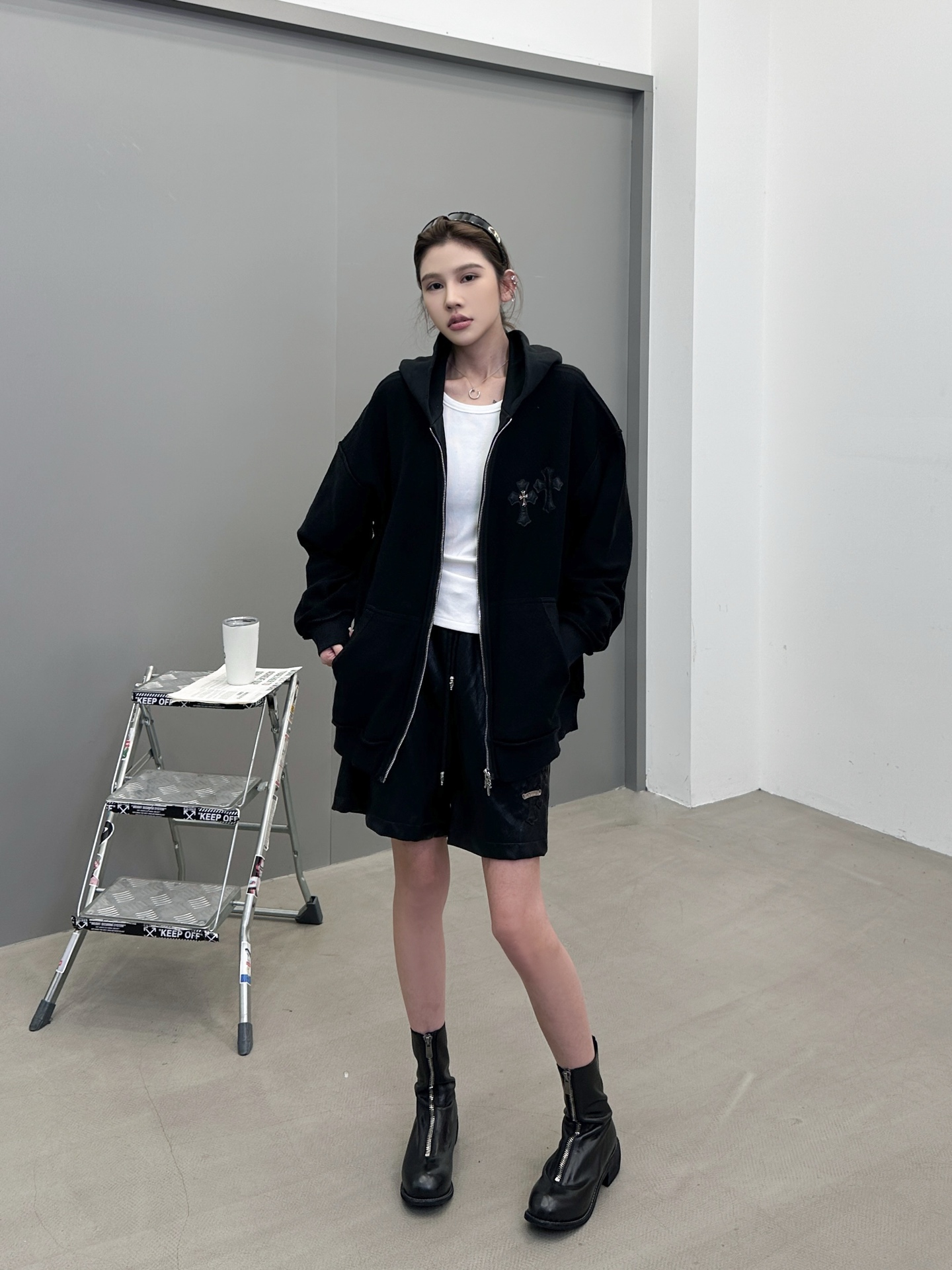 克罗心 ｜ 新款卫衣开衫，成衣洗水吊磨加前后刺绣工艺，手工车十字标，男女同款，尺码sml