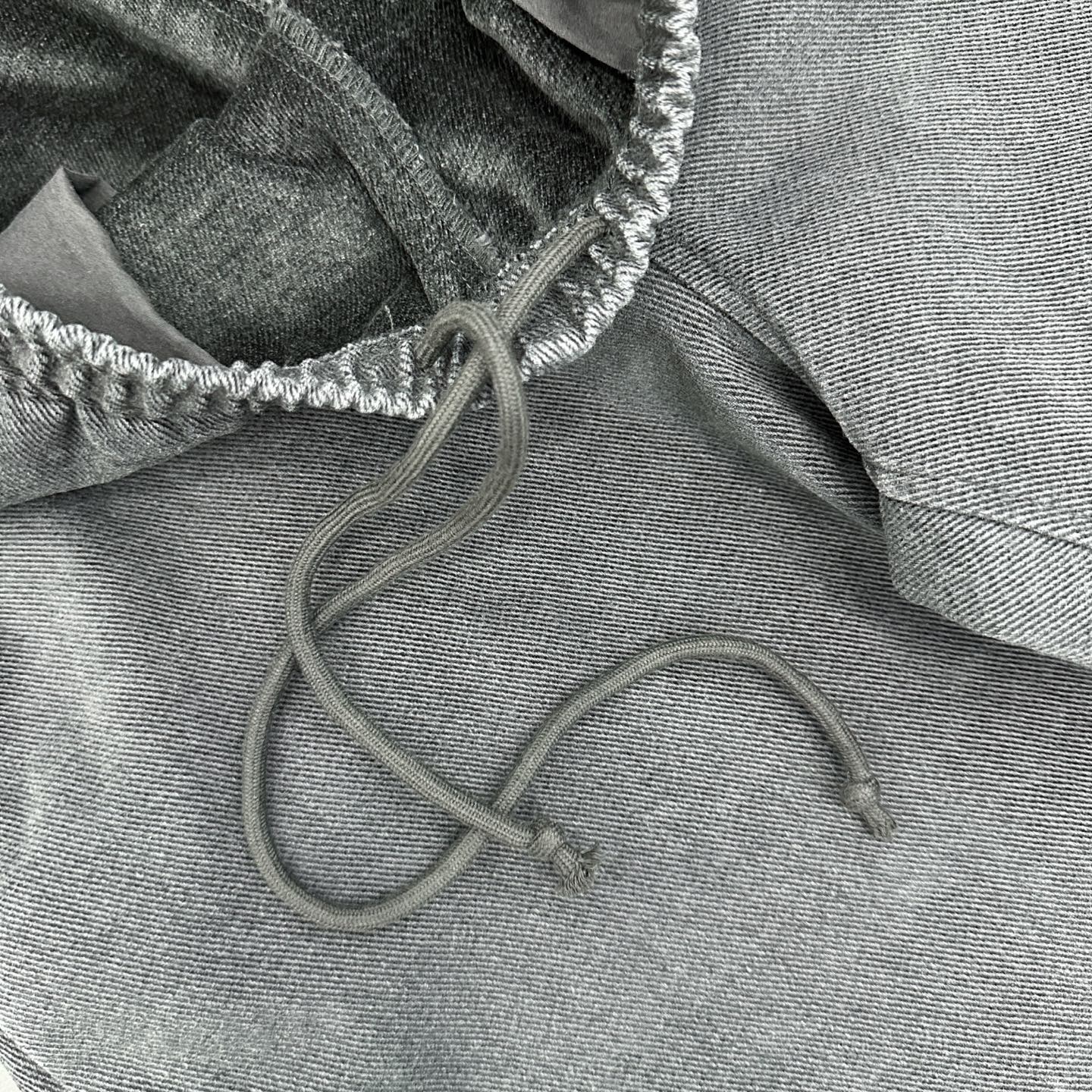 巴黎 ｜ 新款牛仔裤，成衣洗水炒色工艺加经典刺绣标，特殊抓绒牛仔布，男女同款，尺码sml