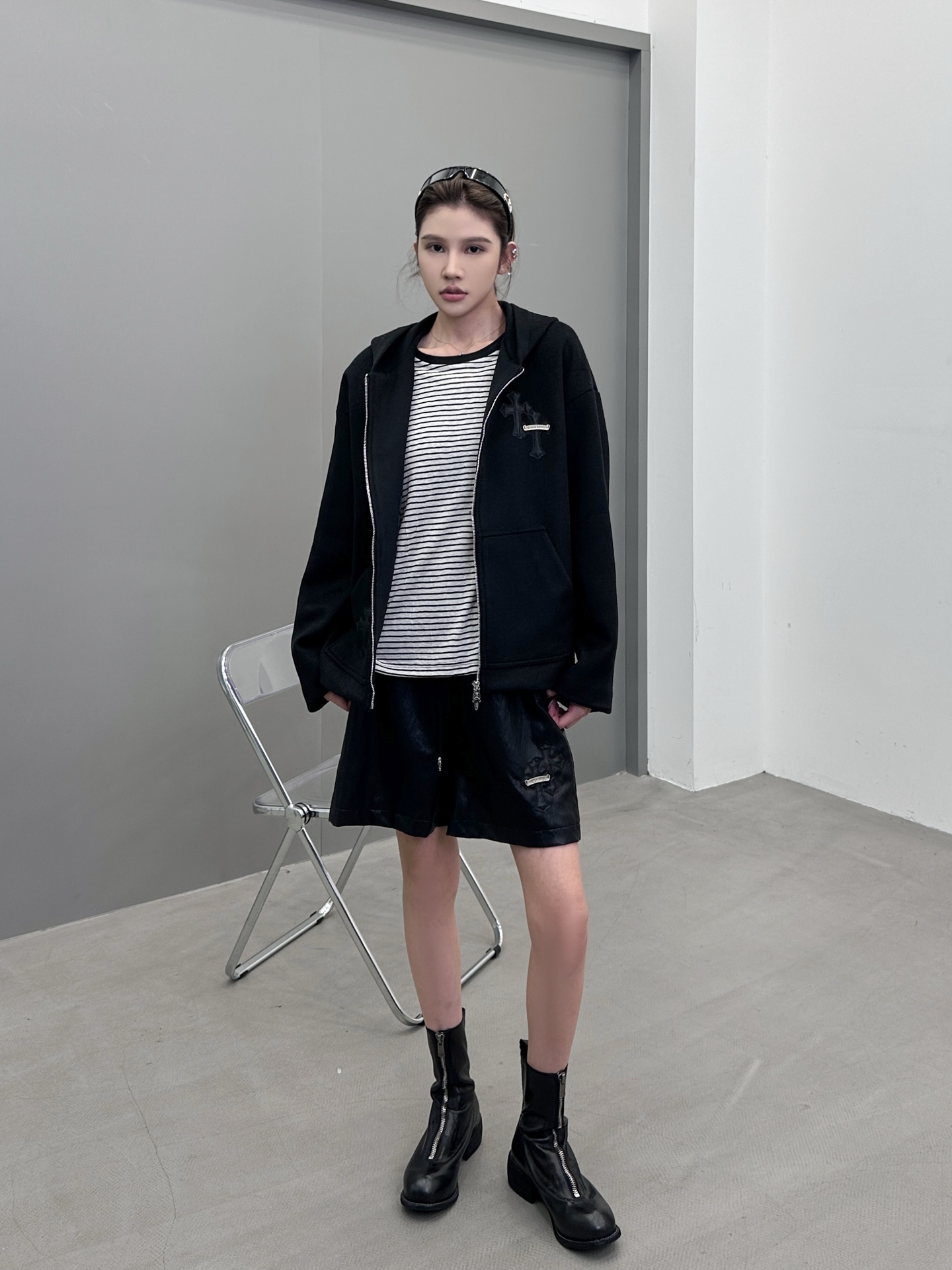 克罗心 ｜ 新款休闲上衣，经典手工刺绣十字标，50%羊毛混纺面料，男女同款，尺码sml