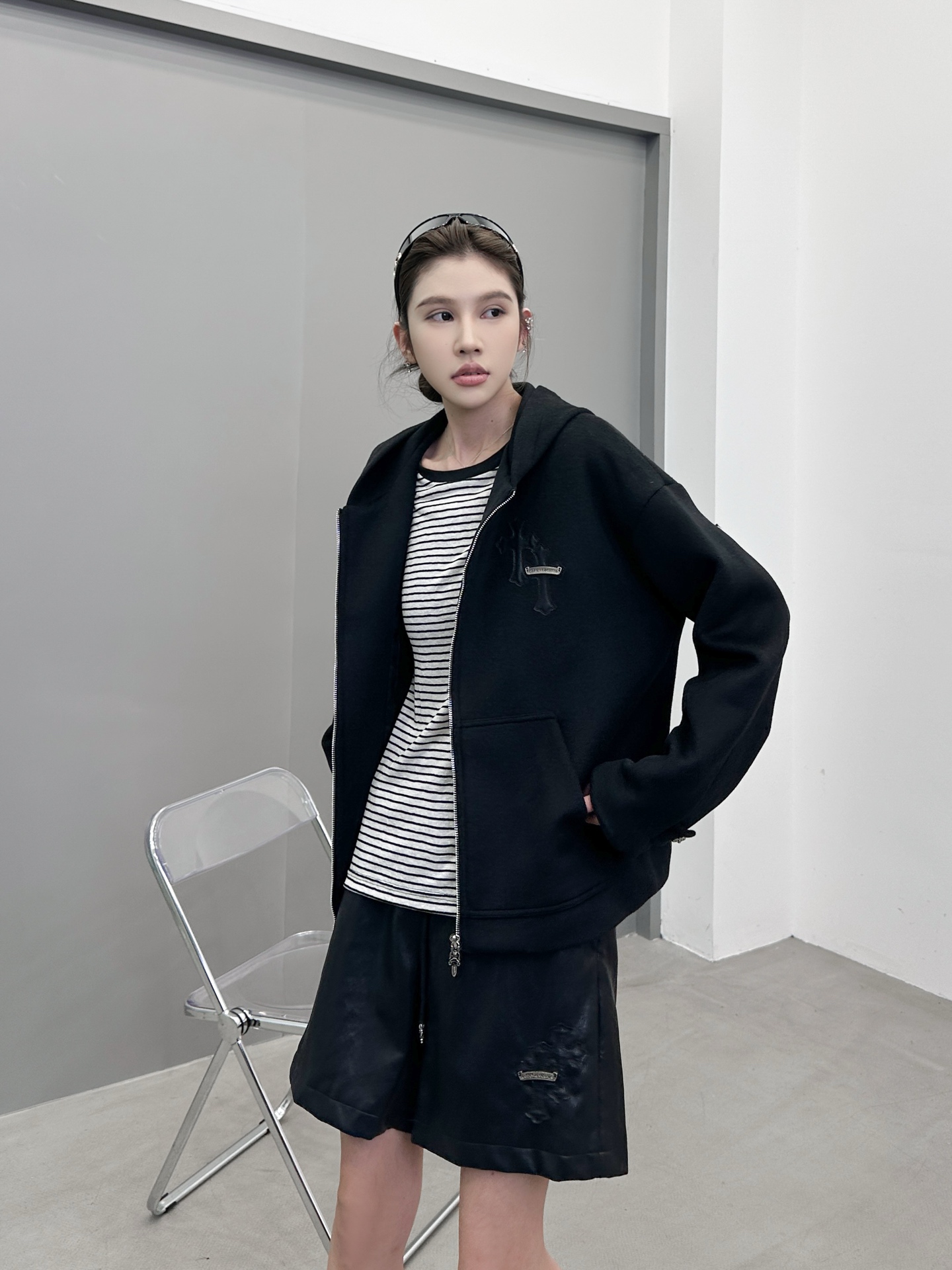 克罗心 ｜ 新款休闲上衣，经典手工刺绣十字标，50%羊毛混纺面料，男女同款，尺码sml