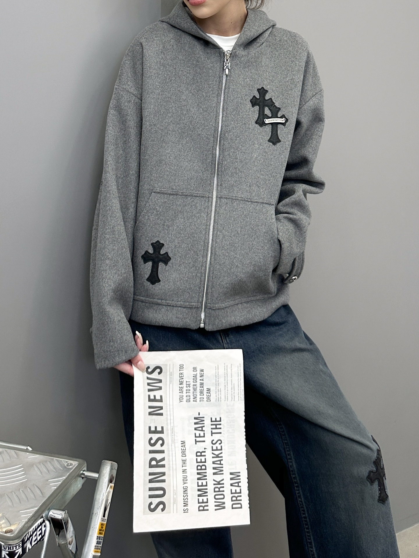 克罗心 ｜ 新款休闲上衣，经典手工刺绣十字标，50%羊毛混纺面料，男女同款，尺码sml