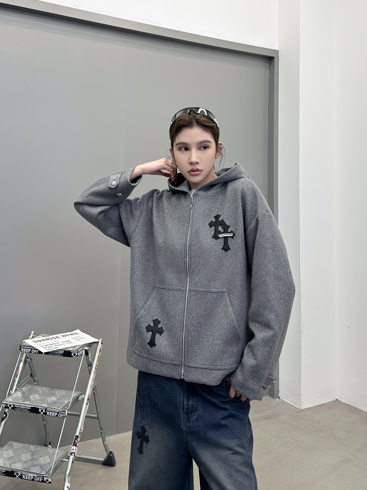 克罗心 ｜ 新款休闲上衣，经典手工刺绣十字标，50%羊毛混纺面料，男女同款，尺码sml