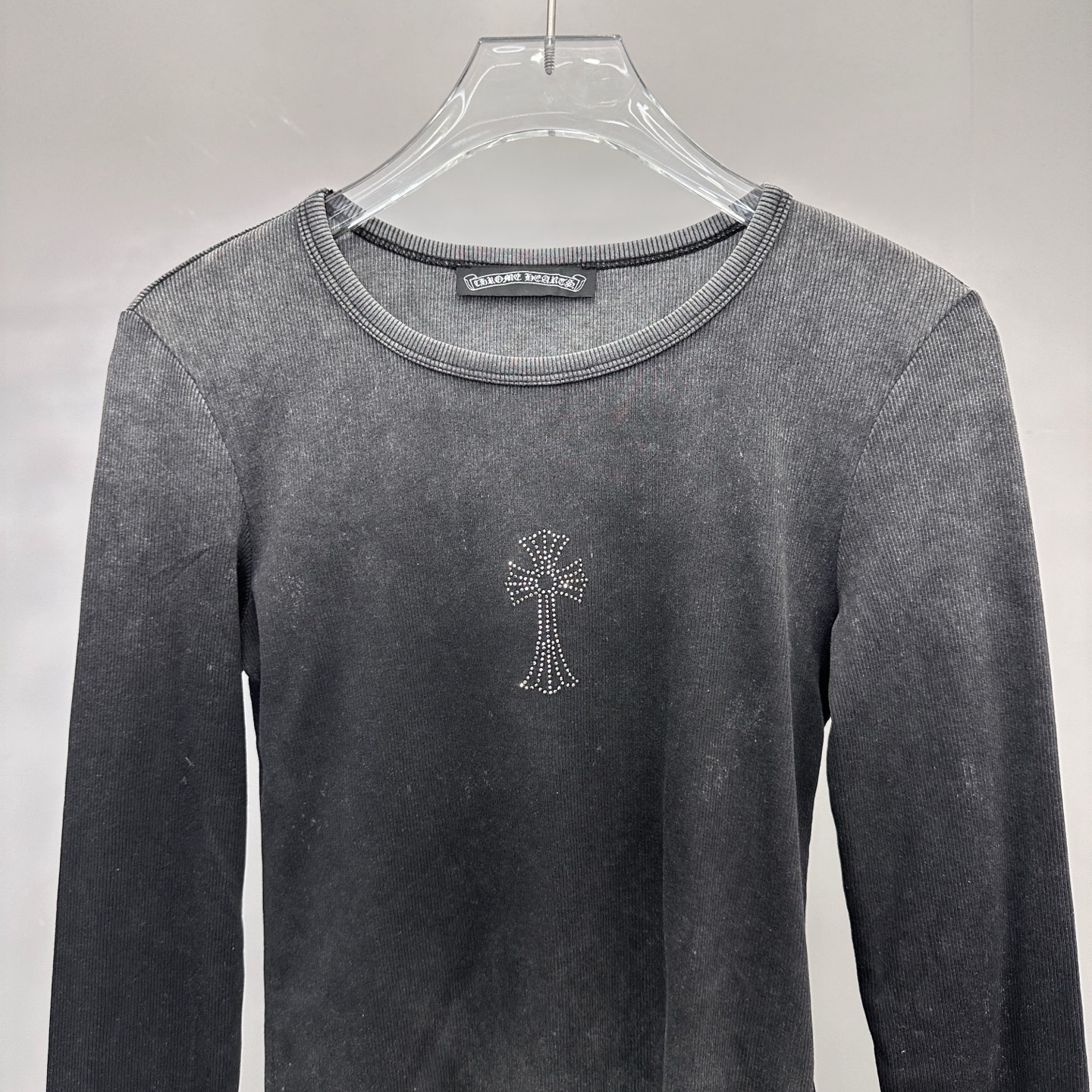 克罗心 ｜ 新款长袖t，成衣洗水炒色喷色烫钻工艺，时尚休闲，尺码sml