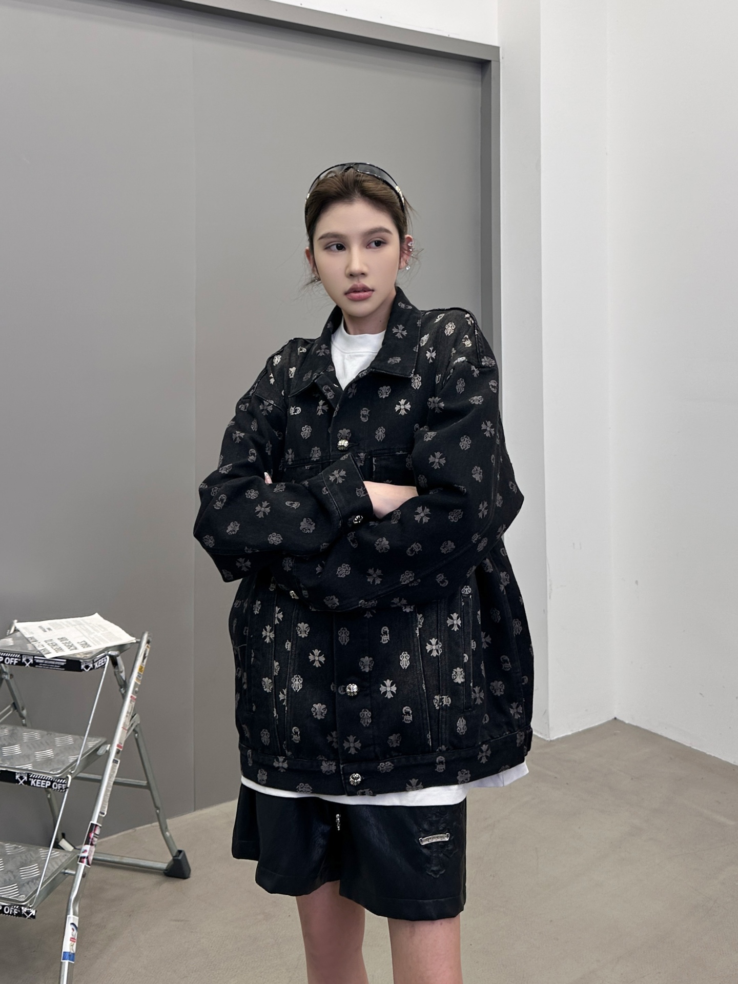 克罗心 ｜ 新款牛仔上衣，成衣洗水喷色工艺加坯布印花，男女同款，尺码sml