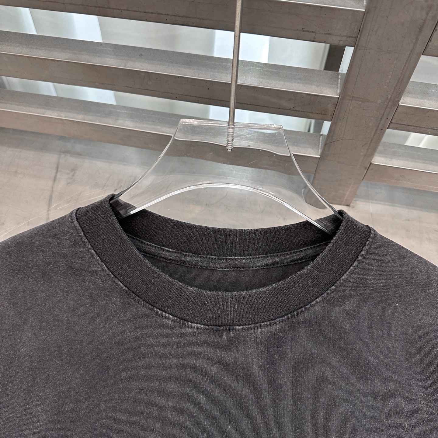 巴黎 ｜ 新款短袖t，成衣洗水炒色喷色工艺，男女同款，尺码sml