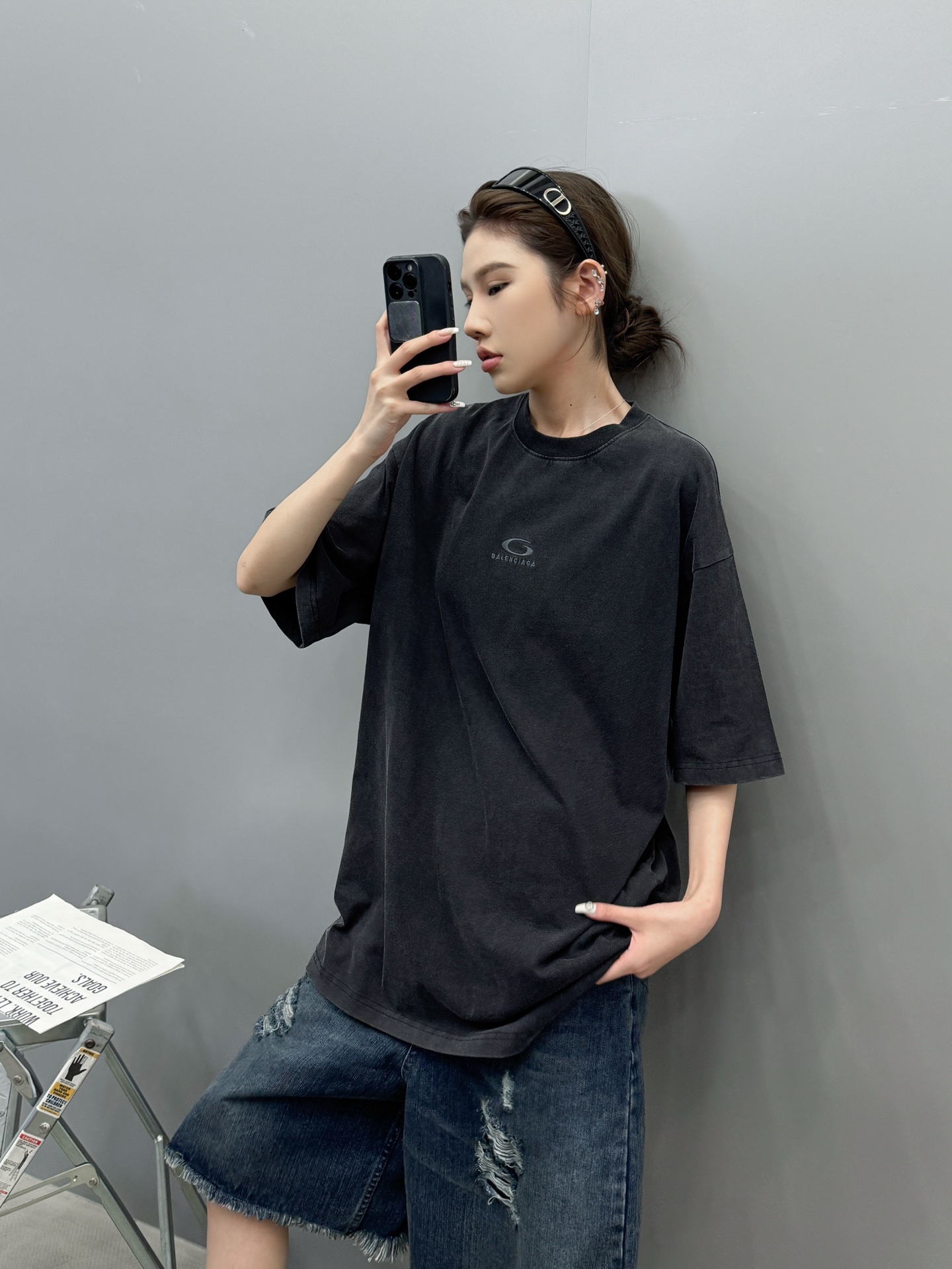 巴黎 ｜ 新款短袖t，成衣洗水炒色喷色工艺，男女同款，尺码sml