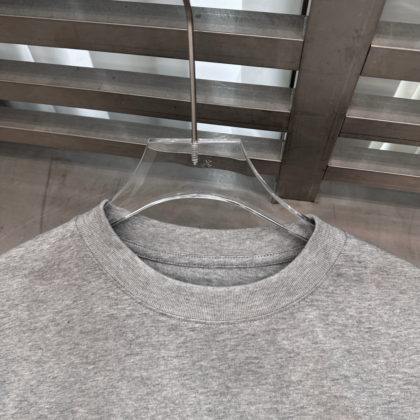 巴黎 ｜ 新款短袖t，成衣洗水炒色喷色工艺，男女同款，尺码sml