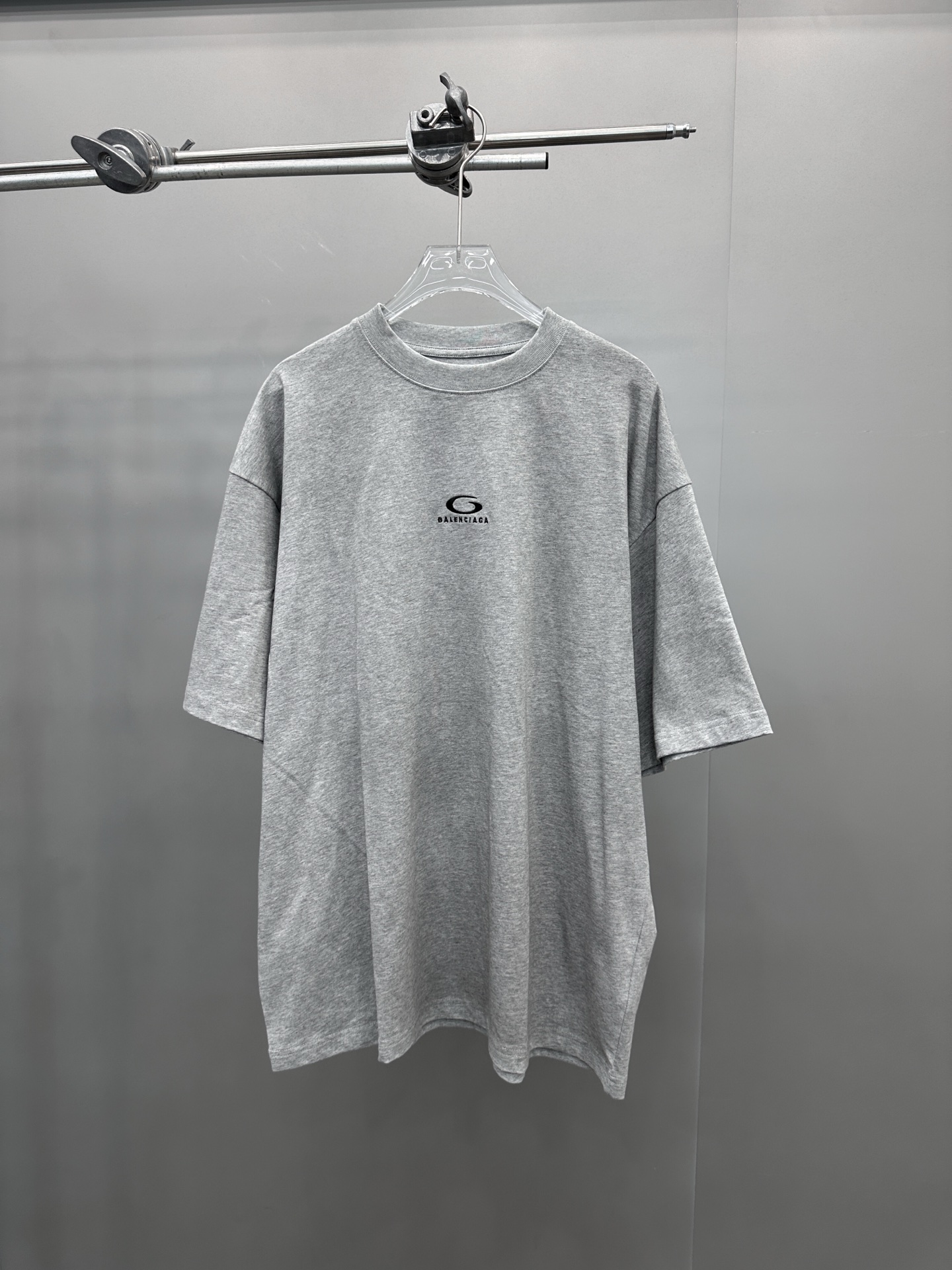 巴黎 ｜ 新款短袖t，成衣洗水炒色喷色工艺，男女同款，尺码sml