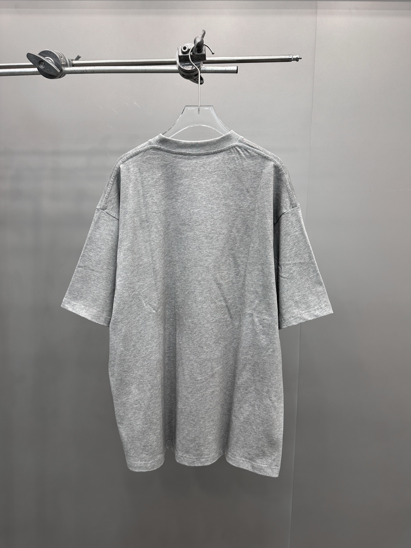 巴黎 ｜ 新款短袖t，成衣洗水炒色喷色工艺，男女同款，尺码sml