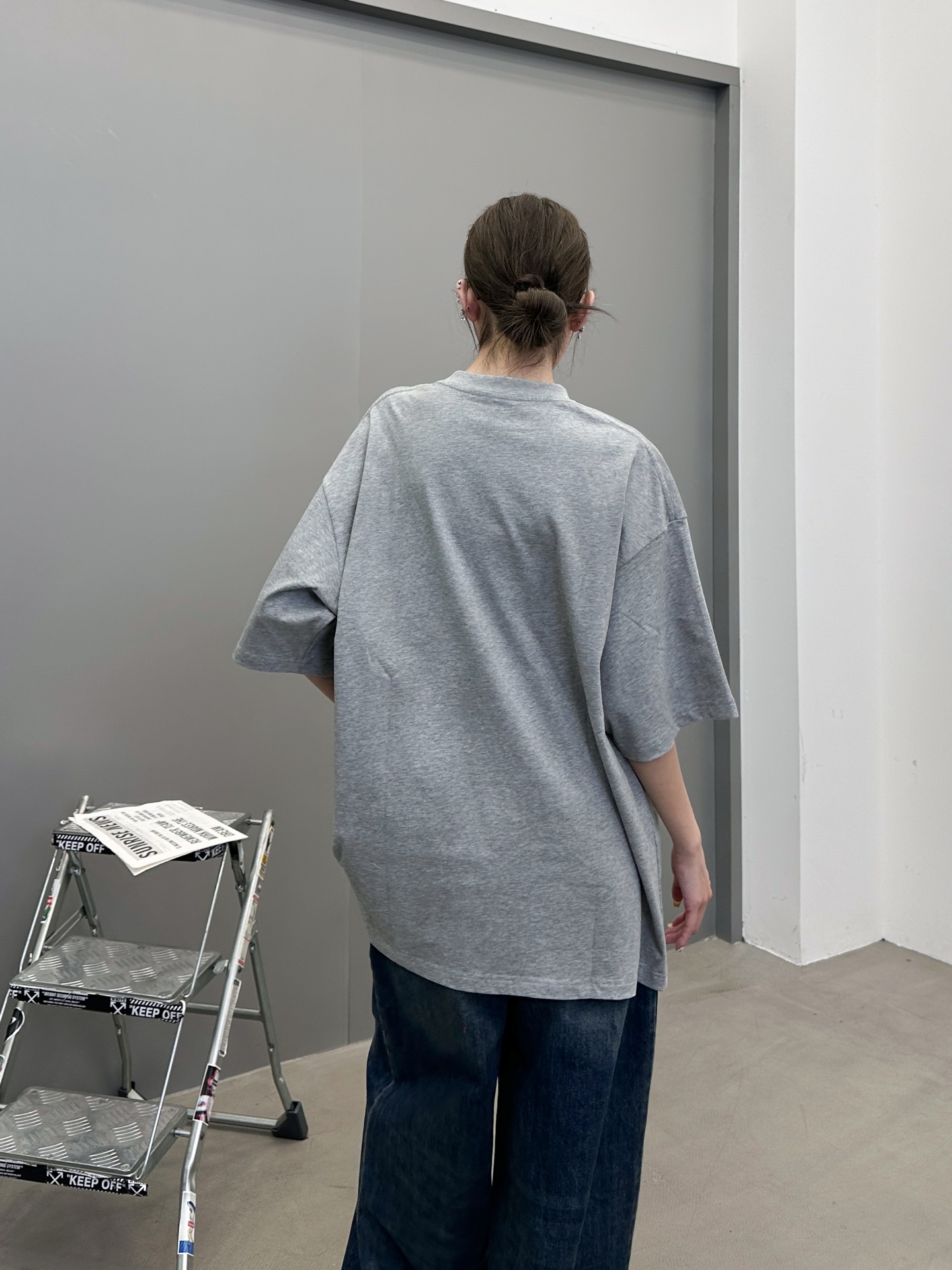 巴黎 ｜ 新款短袖t，成衣洗水炒色喷色工艺，男女同款，尺码sml