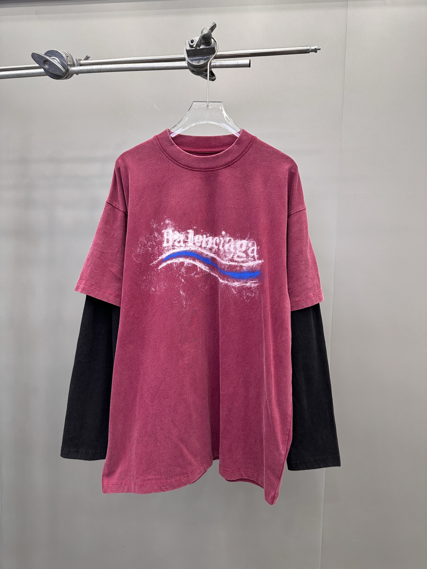 巴黎 ｜ 新款假两件长袖t，成衣洗水炒色加成衣前后印花工艺，假两件做工，男女同款，尺码sml