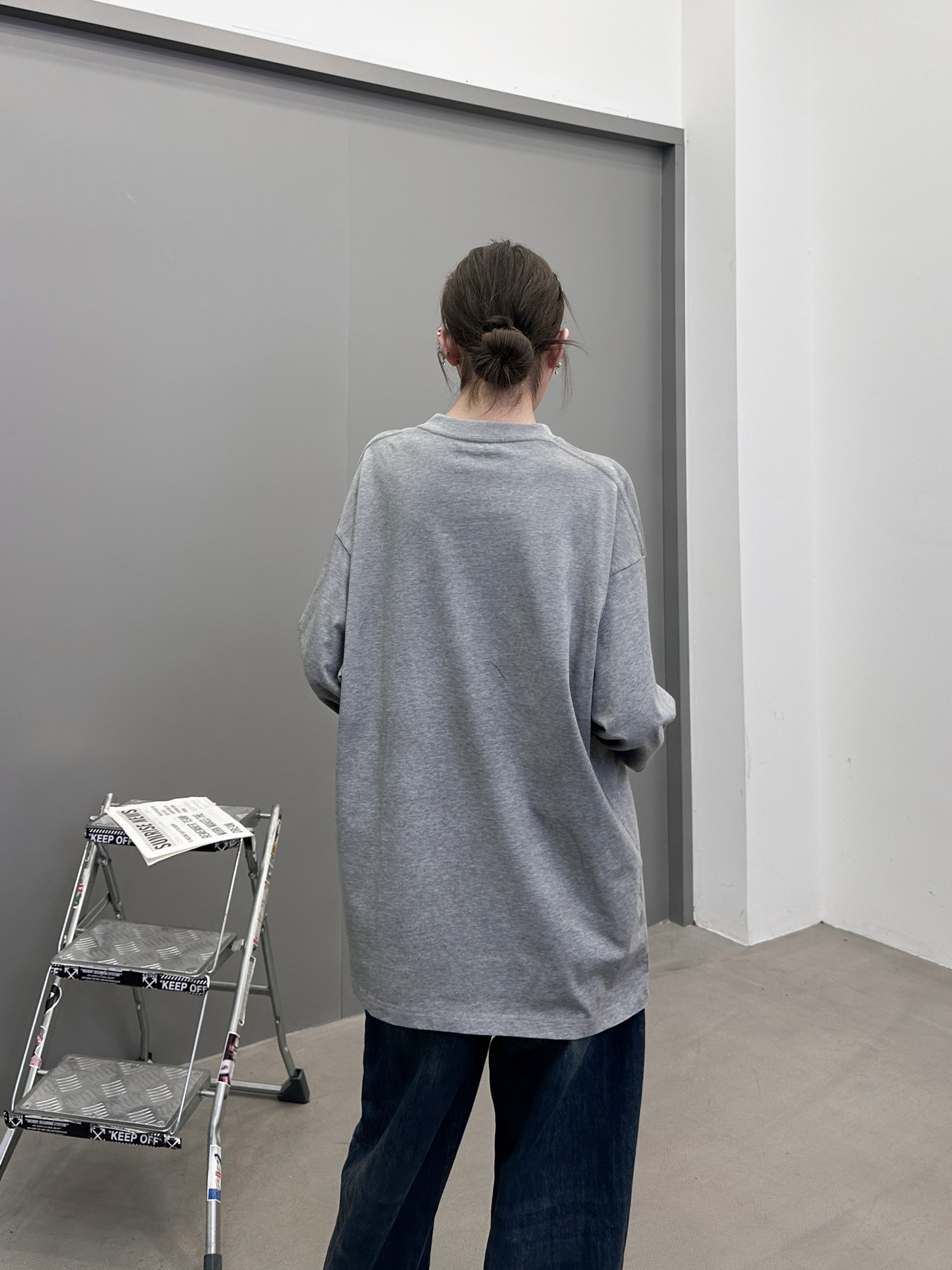 巴黎 ｜ 新款长袖t，成衣洗水炒色工艺加经典刺绣标，男女同款，尺码sml