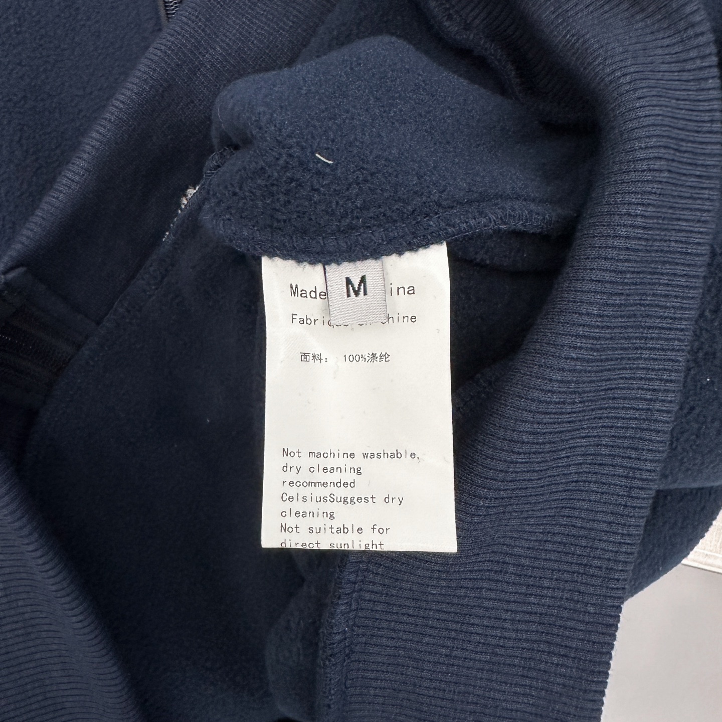 巴黎 ｜ 新款休闲上衣，经典刺绣标，手工车侧杠，摇粒绒保暖面料，男女同款，尺码sml