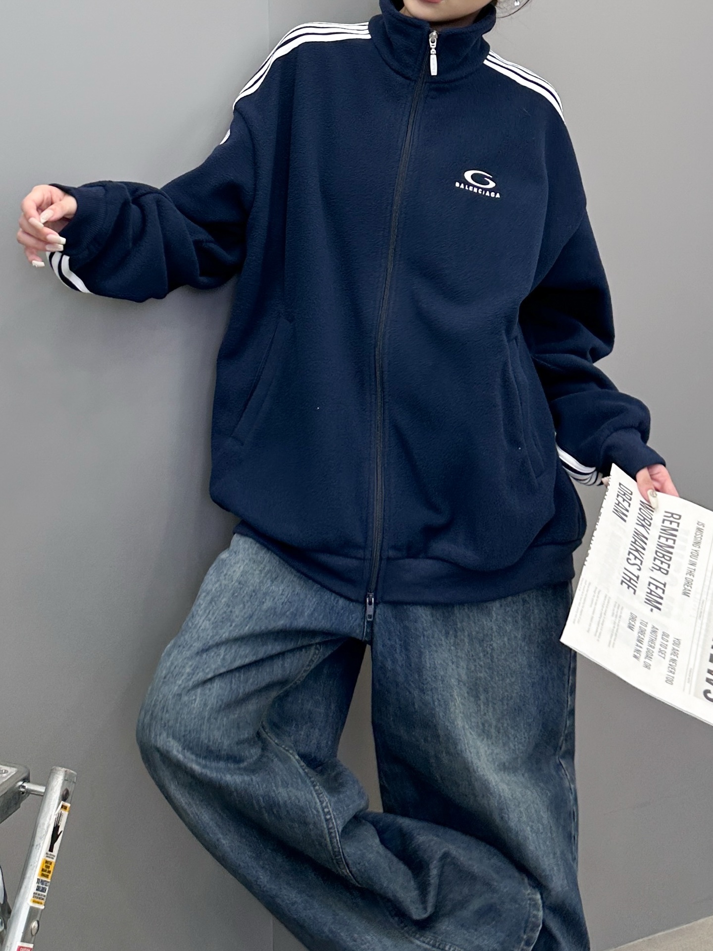 巴黎 ｜ 新款休闲上衣，经典刺绣标，手工车侧杠，摇粒绒保暖面料，男女同款，尺码sml