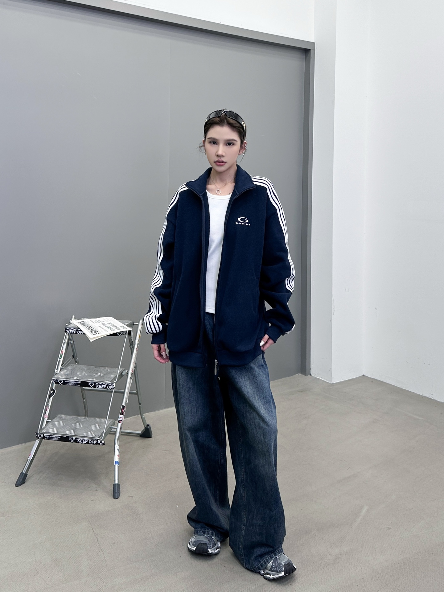 巴黎 ｜ 新款休闲上衣，经典刺绣标，手工车侧杠，摇粒绒保暖面料，男女同款，尺码sml