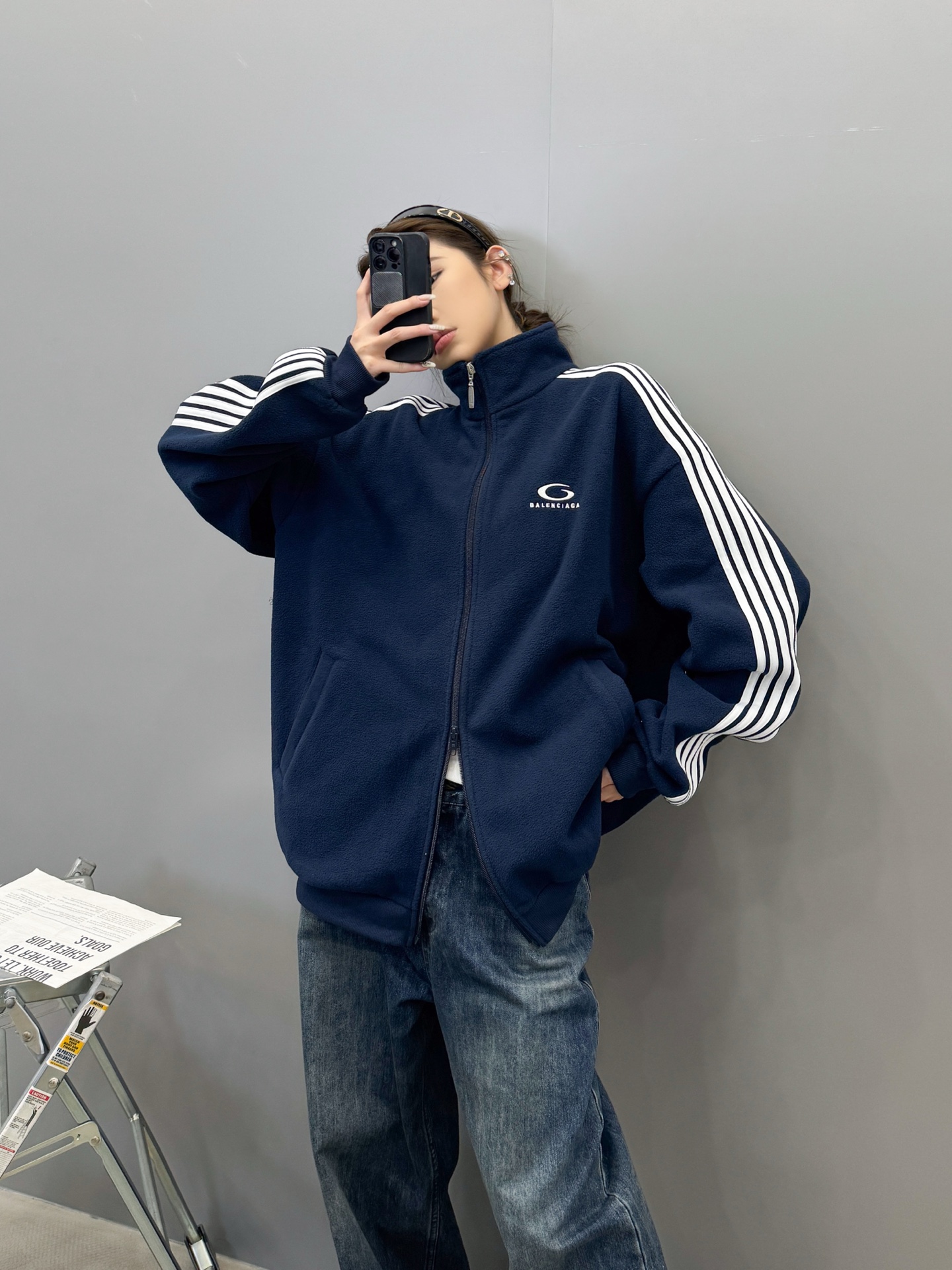 巴黎 ｜ 新款休闲上衣，经典刺绣标，手工车侧杠，摇粒绒保暖面料，男女同款，尺码sml