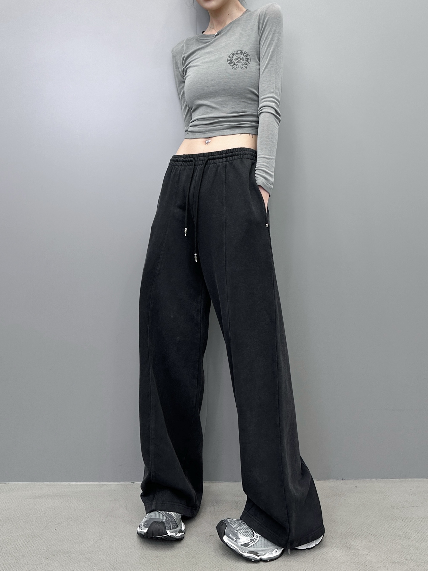 克罗心 ｜ 新款卫裤，成衣洗水炒色工艺加手工打钉，男女同款，尺码sml