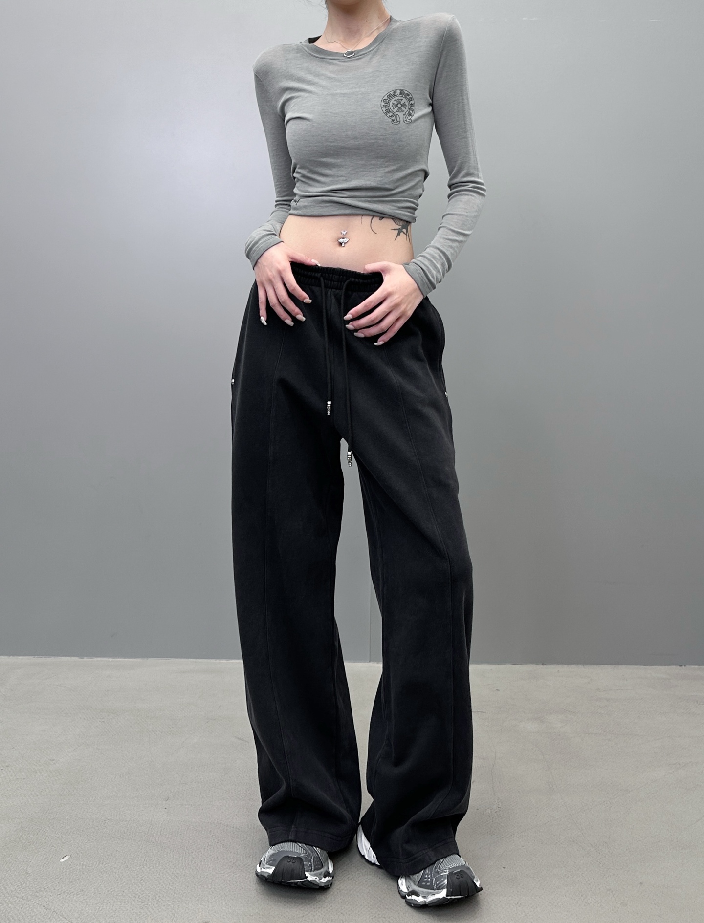 克罗心 ｜ 新款卫裤，成衣洗水炒色工艺加手工打钉，男女同款，尺码sml