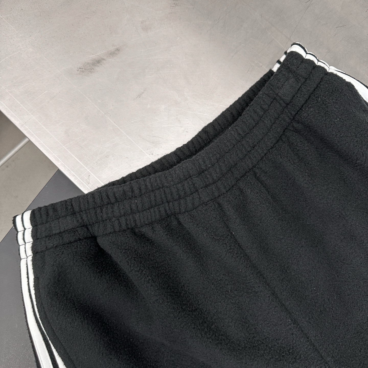 巴黎 ｜ 新款休闲裤，经典刺绣标，手工车侧杠工艺，男女同款，尺码sml