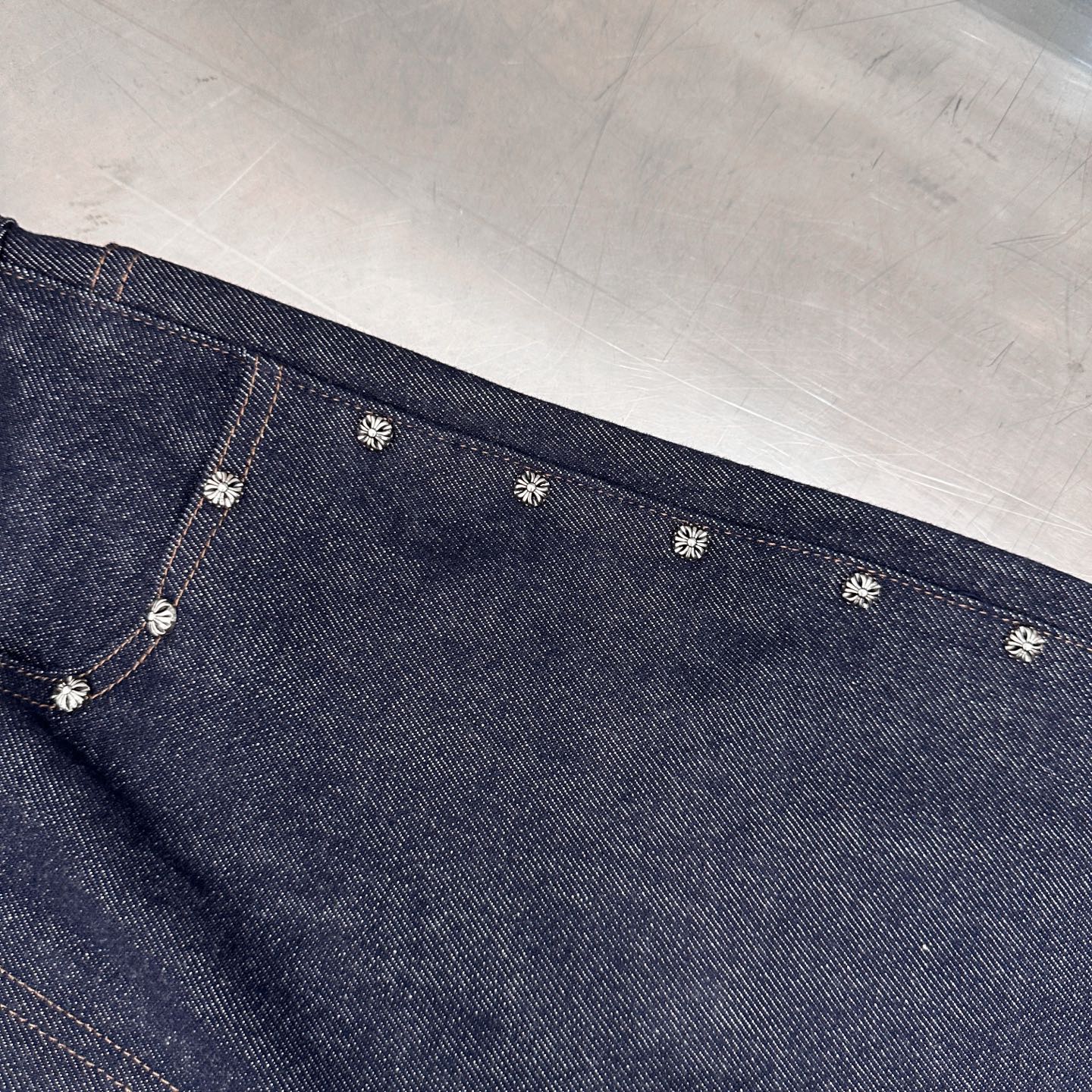 克罗心 ｜ 新款牛仔裤，成衣洗水手工钉原生牛仔布，休闲时尚，尺码sml