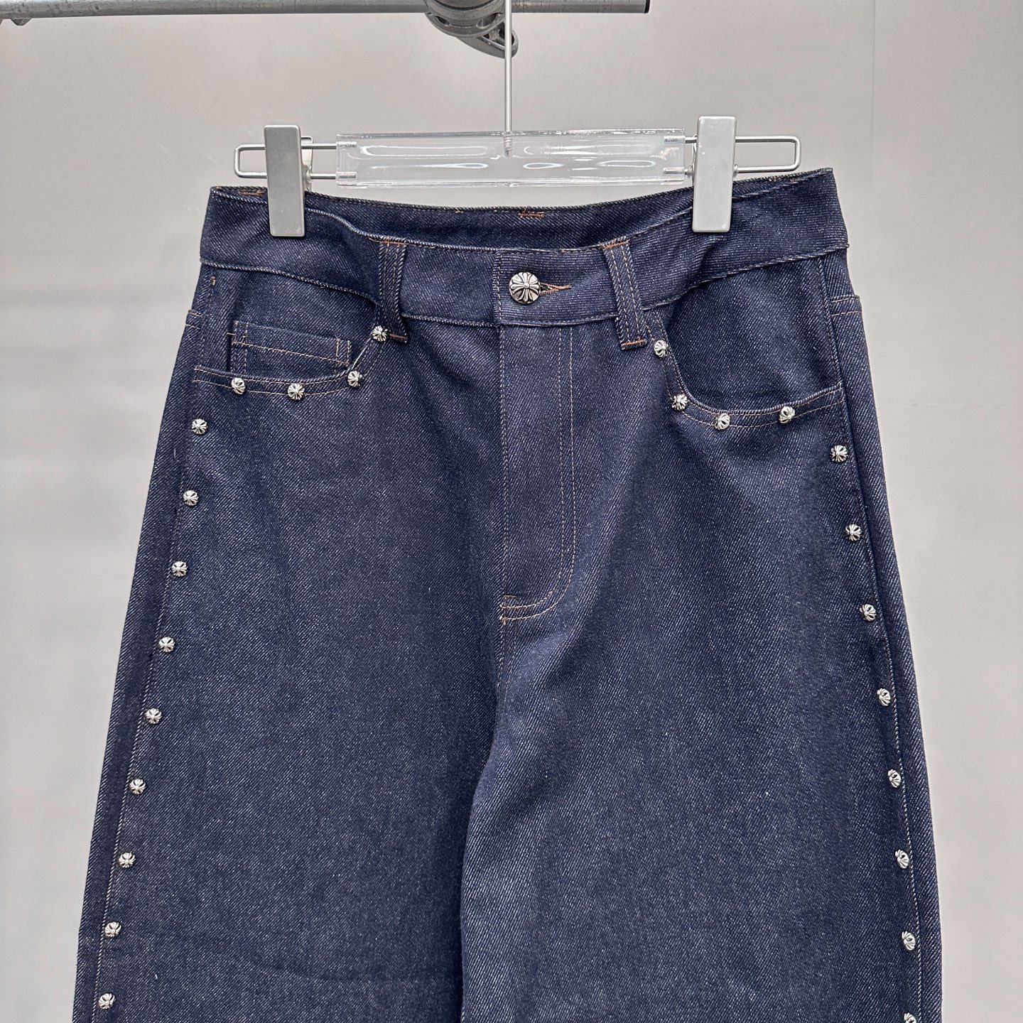 克罗心 ｜ 新款牛仔裤，成衣洗水手工钉原生牛仔布，休闲时尚，尺码sml