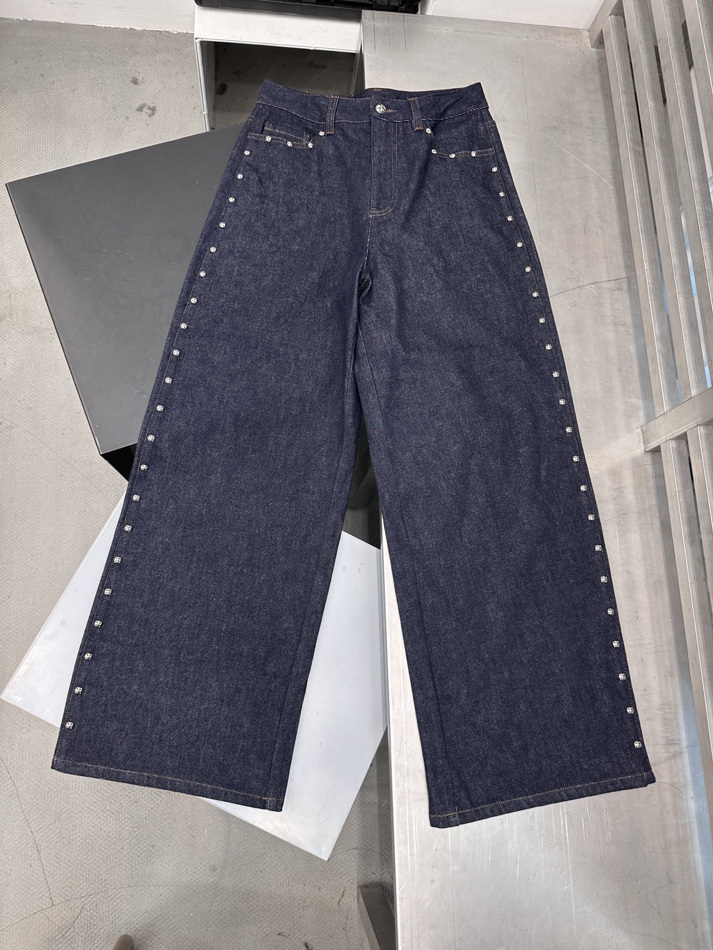 克罗心 ｜ 新款牛仔裤，成衣洗水手工钉原生牛仔布，休闲时尚，尺码sml
