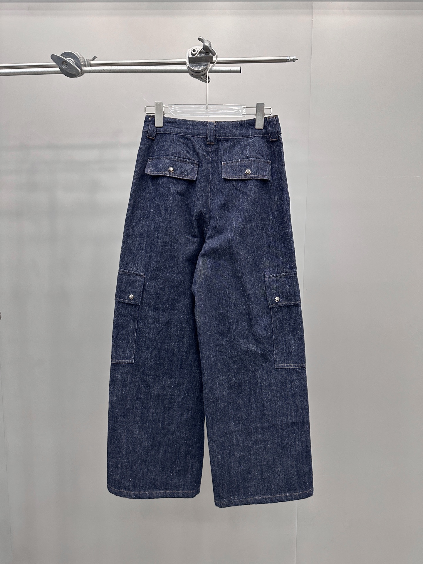 克罗心 ｜ 新款牛仔工装裤，成衣洗水手工钉原生牛仔工装裤，男女同款，尺码sml