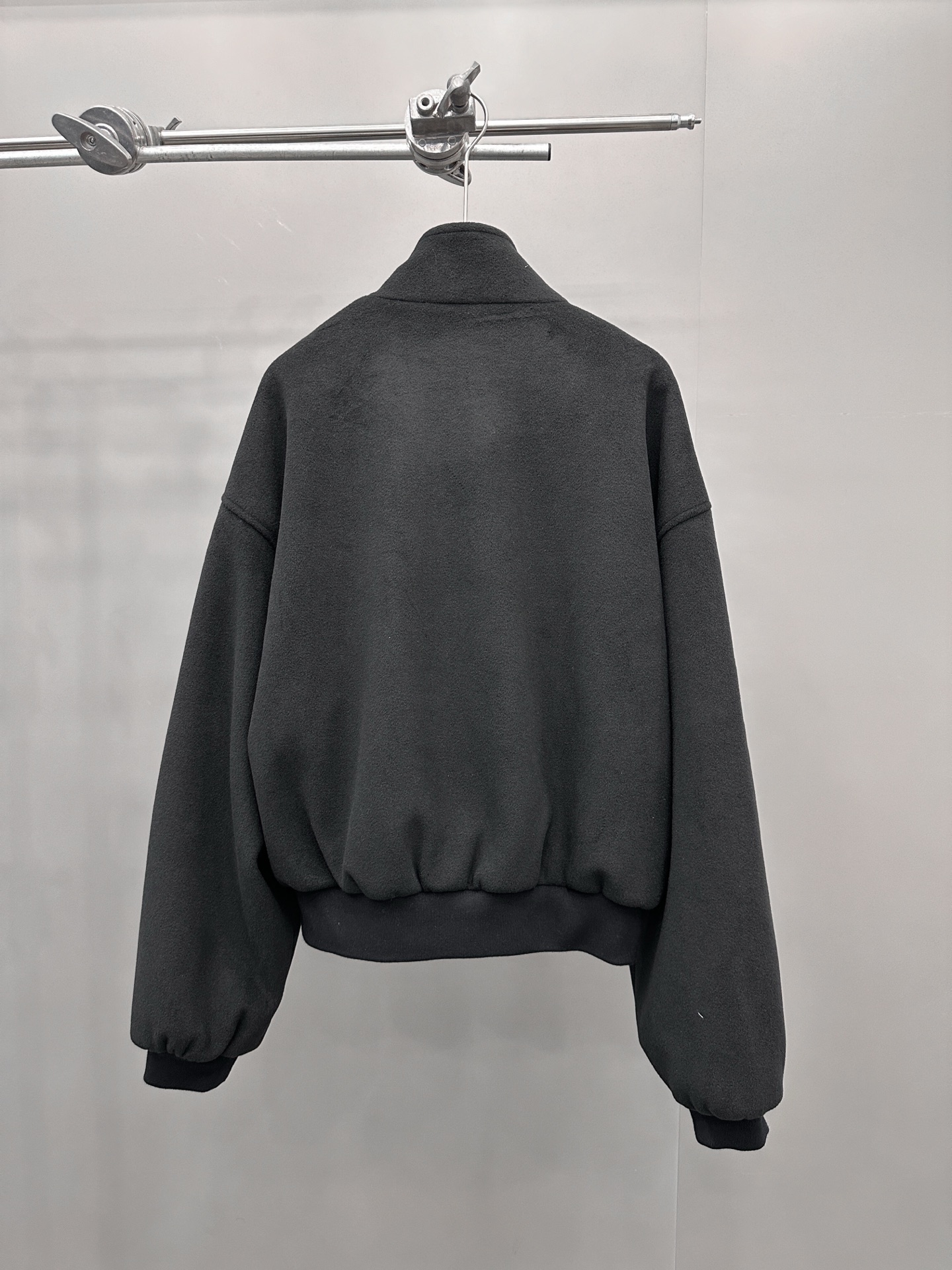 🆕巴黎 ｜ 新款休闲外套，经典刺绣标，进口环保混纺面料，休闲时尚，尺码sml