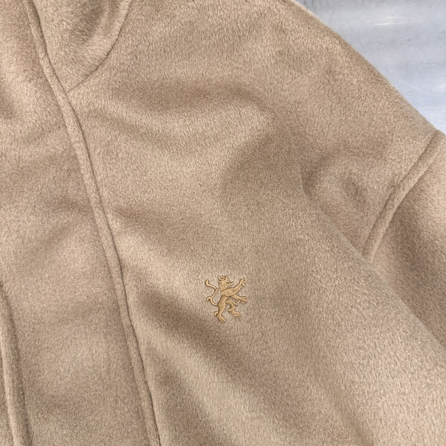 🆕巴黎 ｜ 新款休闲外套，经典刺绣标，进口环保混纺面料，休闲时尚，尺码sml