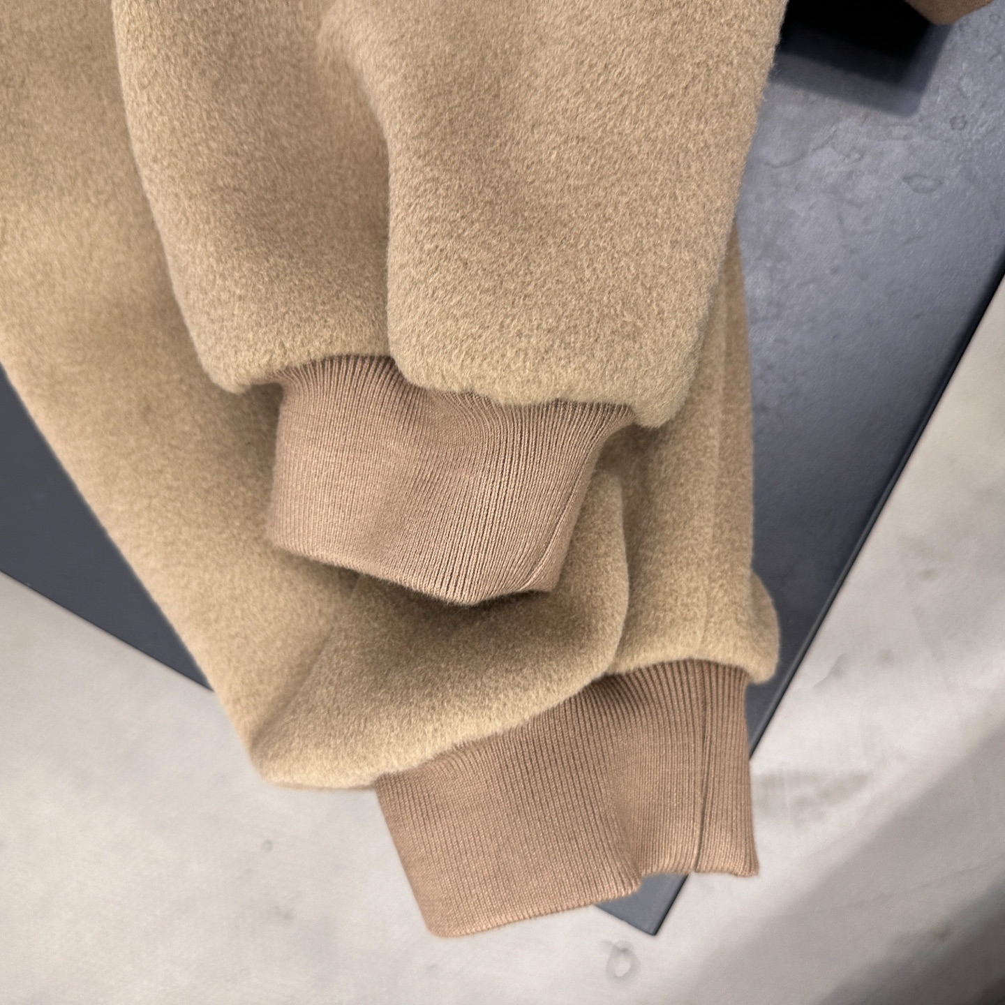 🆕巴黎 ｜ 新款休闲外套，经典刺绣标，进口环保混纺面料，休闲时尚，尺码sml