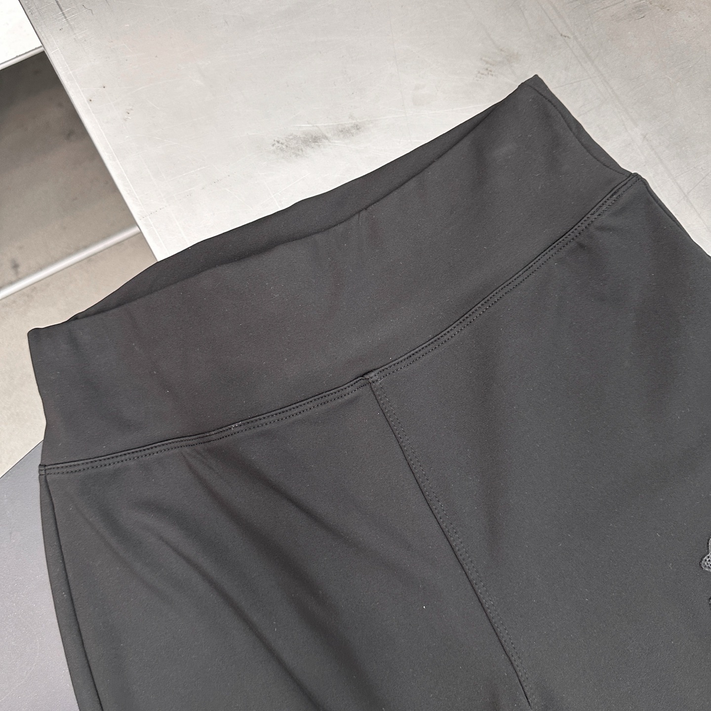 🆕克罗心 ｜ 新款瑜伽裤，经典手工刺绣十字标，运动休闲微喇加绒打底裤，尺码sml