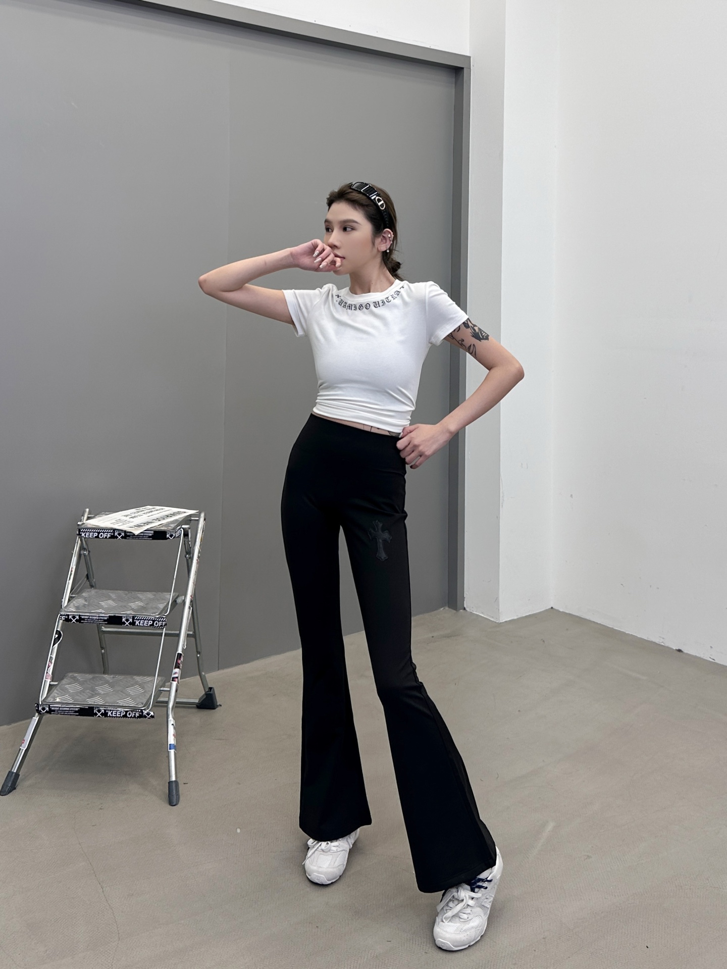 🆕克罗心 ｜ 新款瑜伽裤，经典手工刺绣十字标，运动休闲微喇加绒打底裤，尺码sml