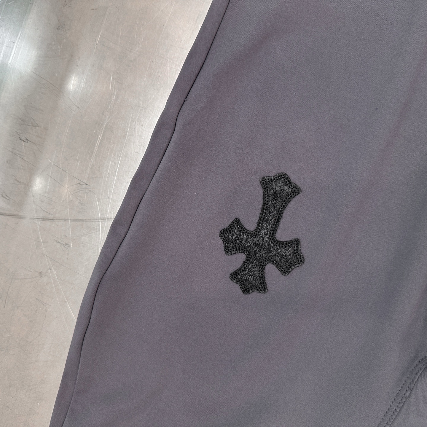 🆕克罗心 ｜ 新款瑜伽裤，经典手工刺绣十字标，运动休闲微喇加绒打底裤，尺码sml