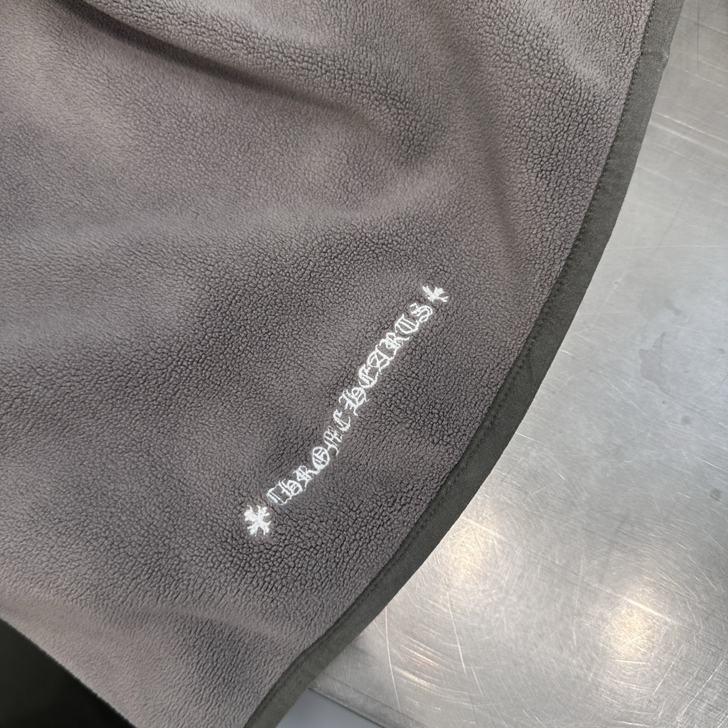 🆕克罗心 ｜ 新款摇粒绒开衫，多处经典刺绣标工艺，休闲时尚，可内搭保暖也可外穿搭配，尺码sml