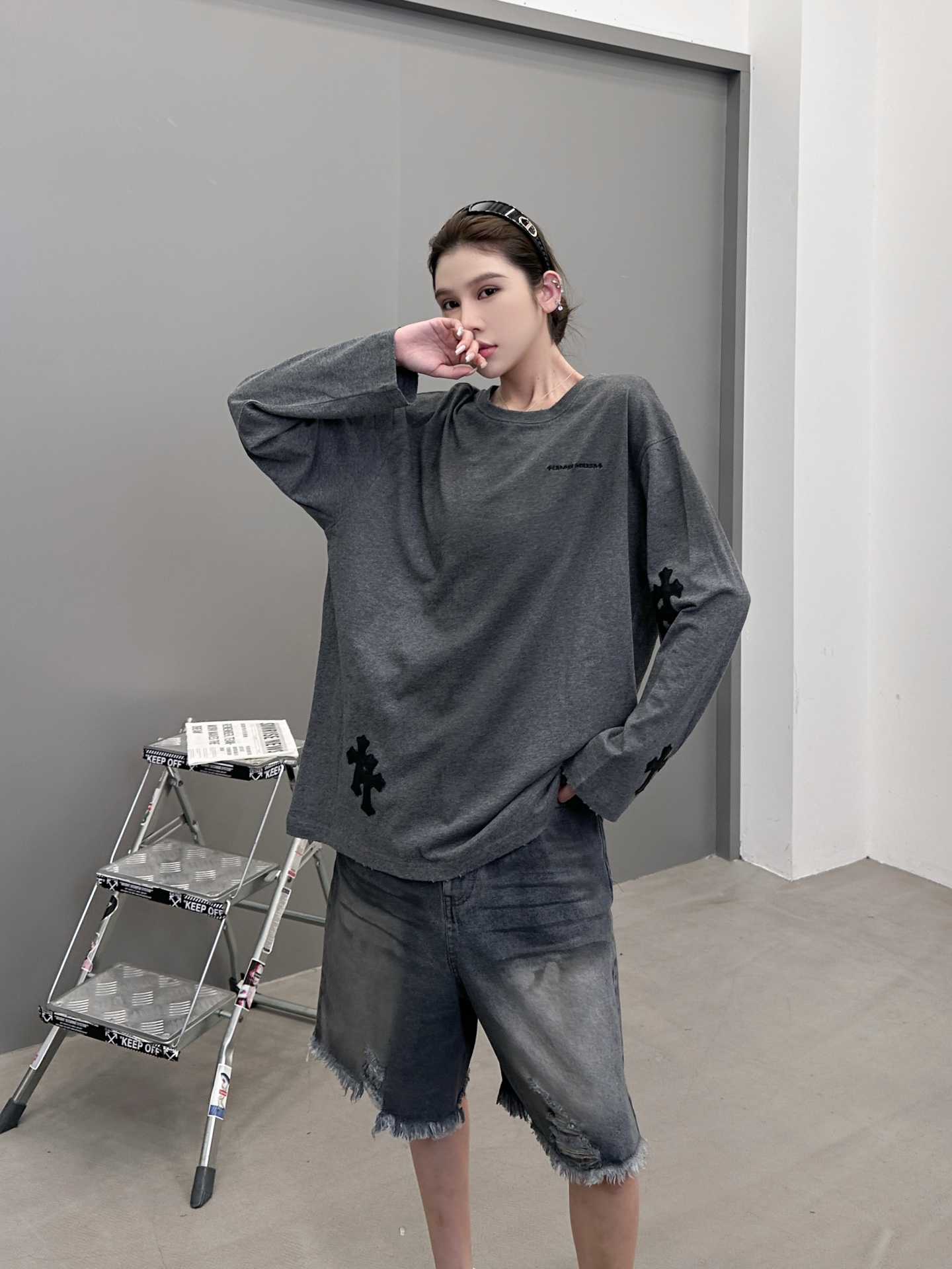 🆕克罗心 ｜ 新款长袖t，成衣洗水炒色喷色吊磨工艺加手工刺绣十字标，男女同款，尺码sml